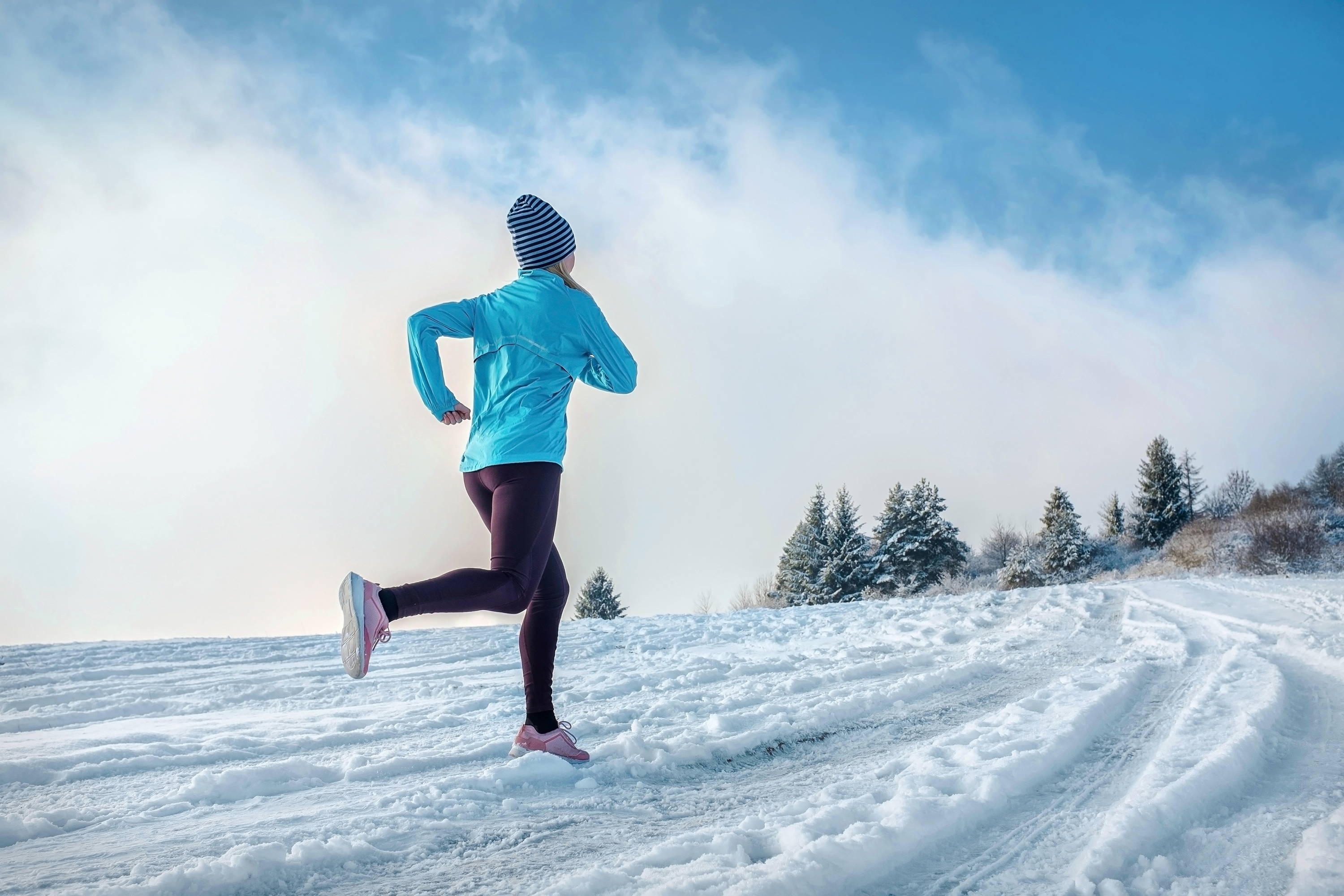 The best high vis running kit for winter - Women's Running