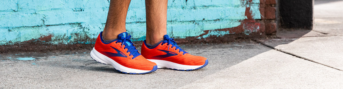 Men's Medium Arch Running Shoes