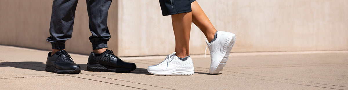 brooks shoes at hibbetts