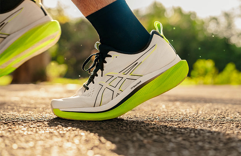 ASICS Glideride Max running shoes lifestyle image