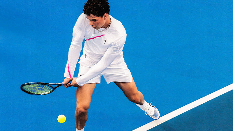On Court men's tennis clothing in-use image