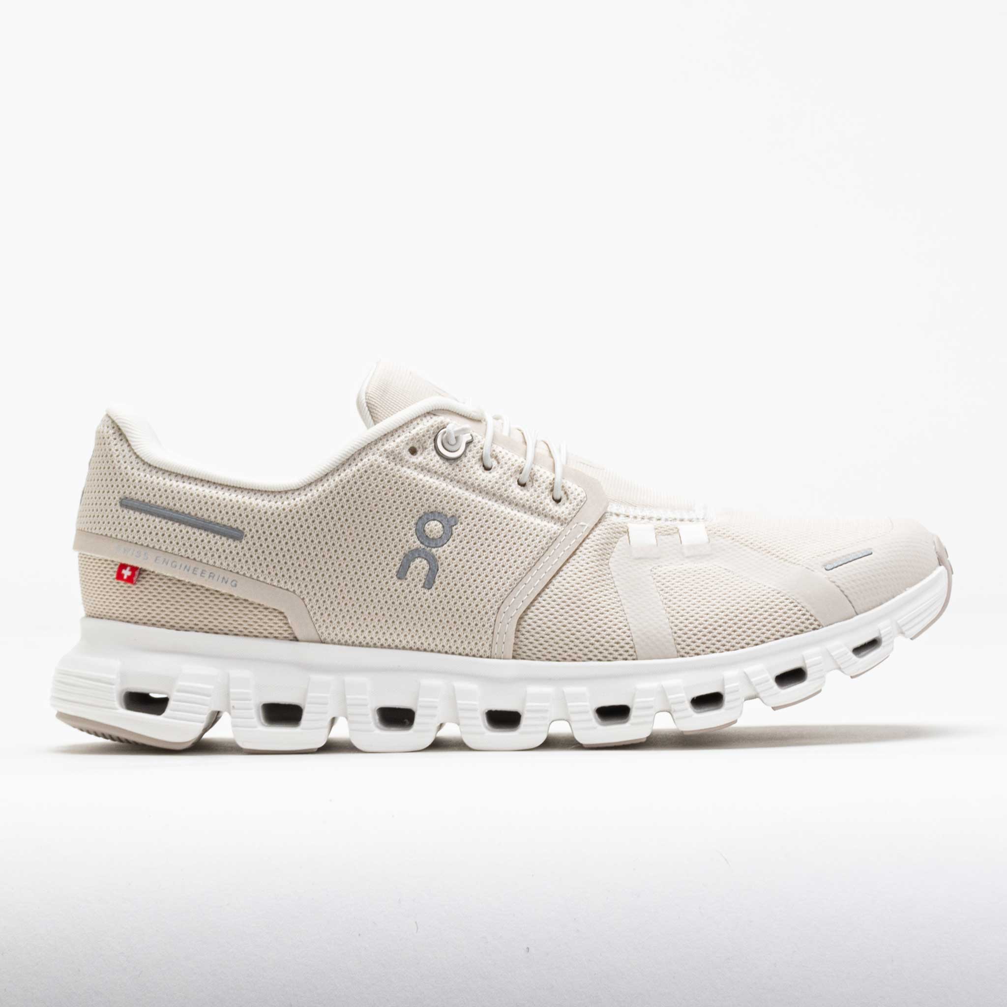 On Cloud 6 Women's Pearl/White