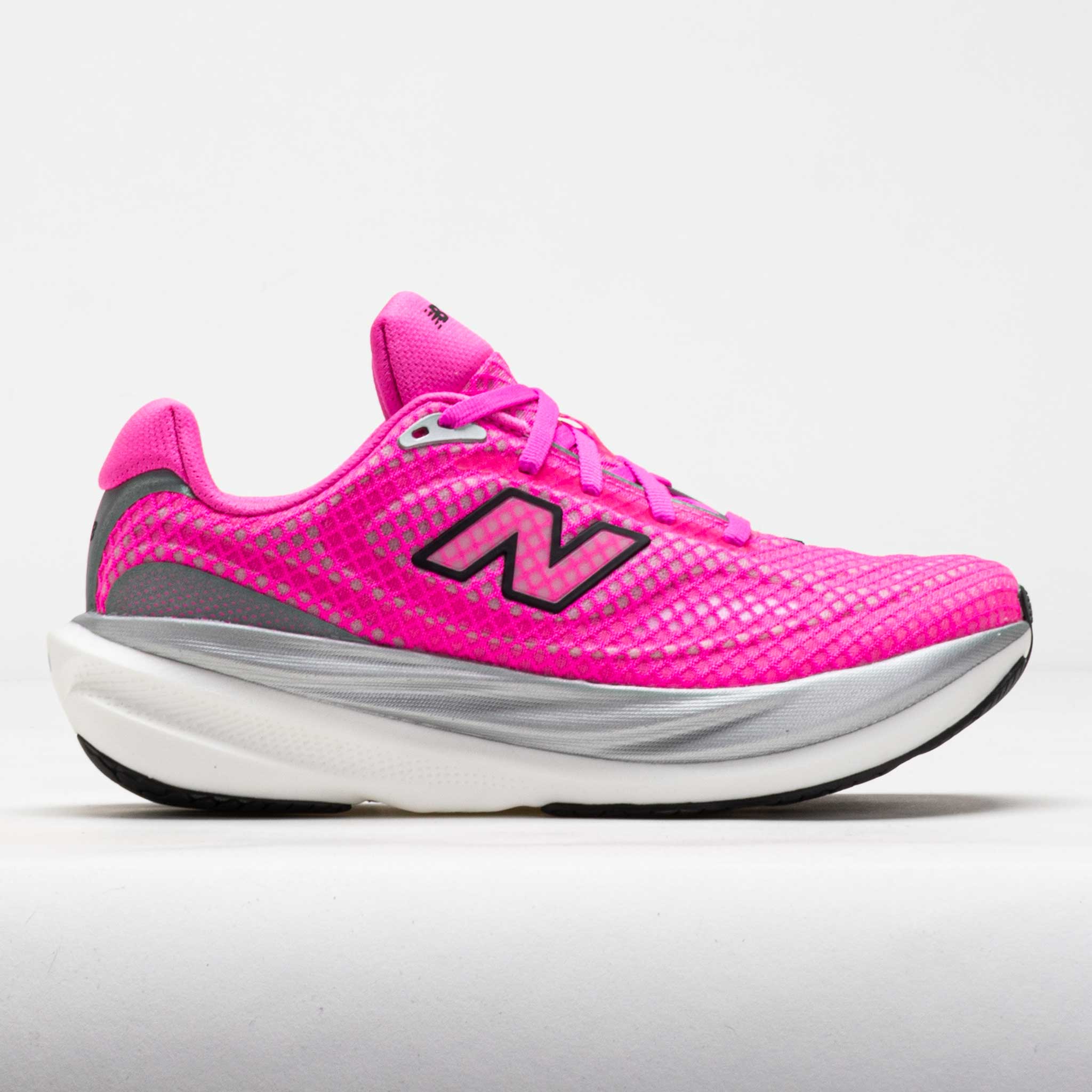 ニューバランスランニングシューズ『1080v15』レディース23.0 New Balance 1080v15 Women's Breathe Pink Heat/Black – Holabird Sports