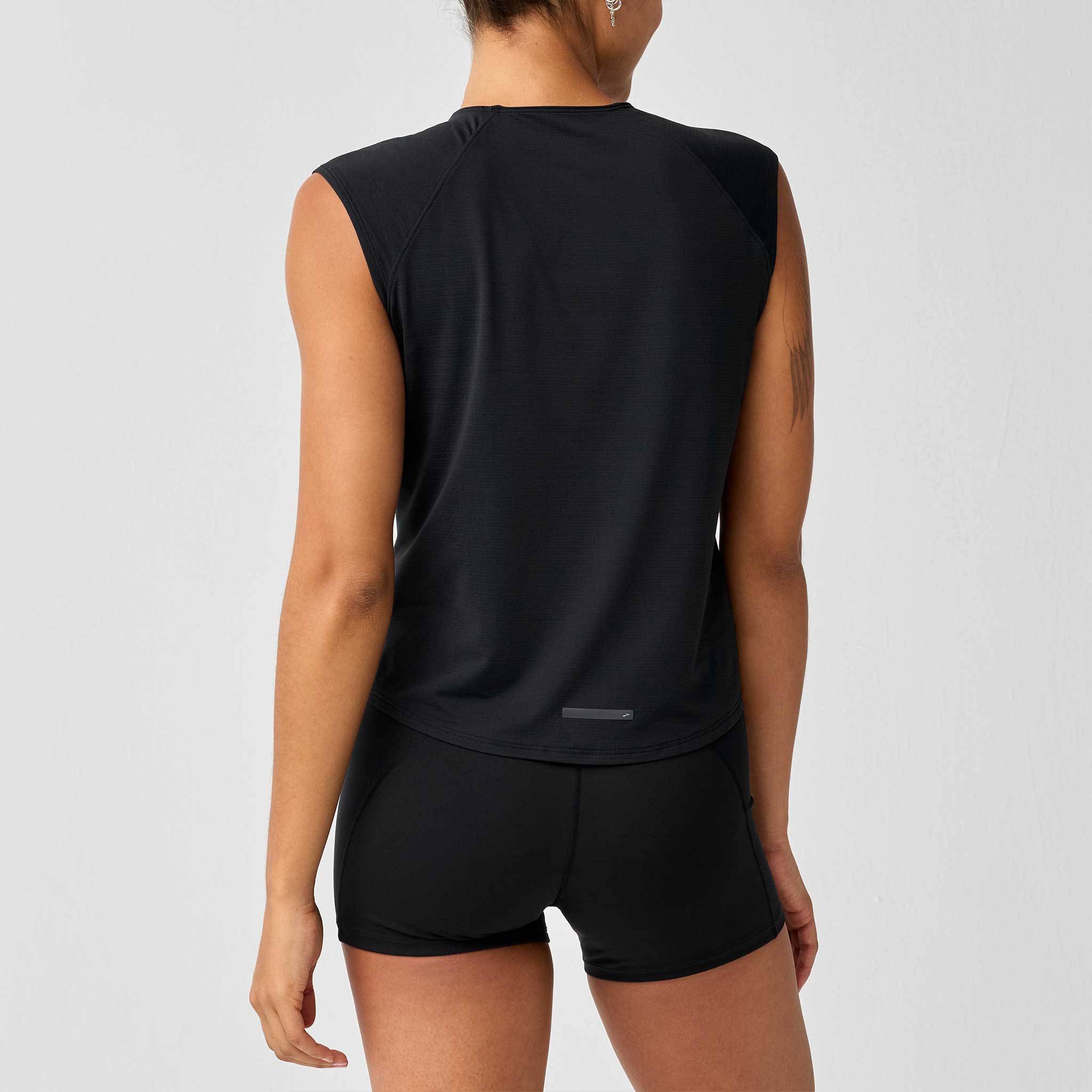 Brooks Dash Cooling Short Sleeve Women's