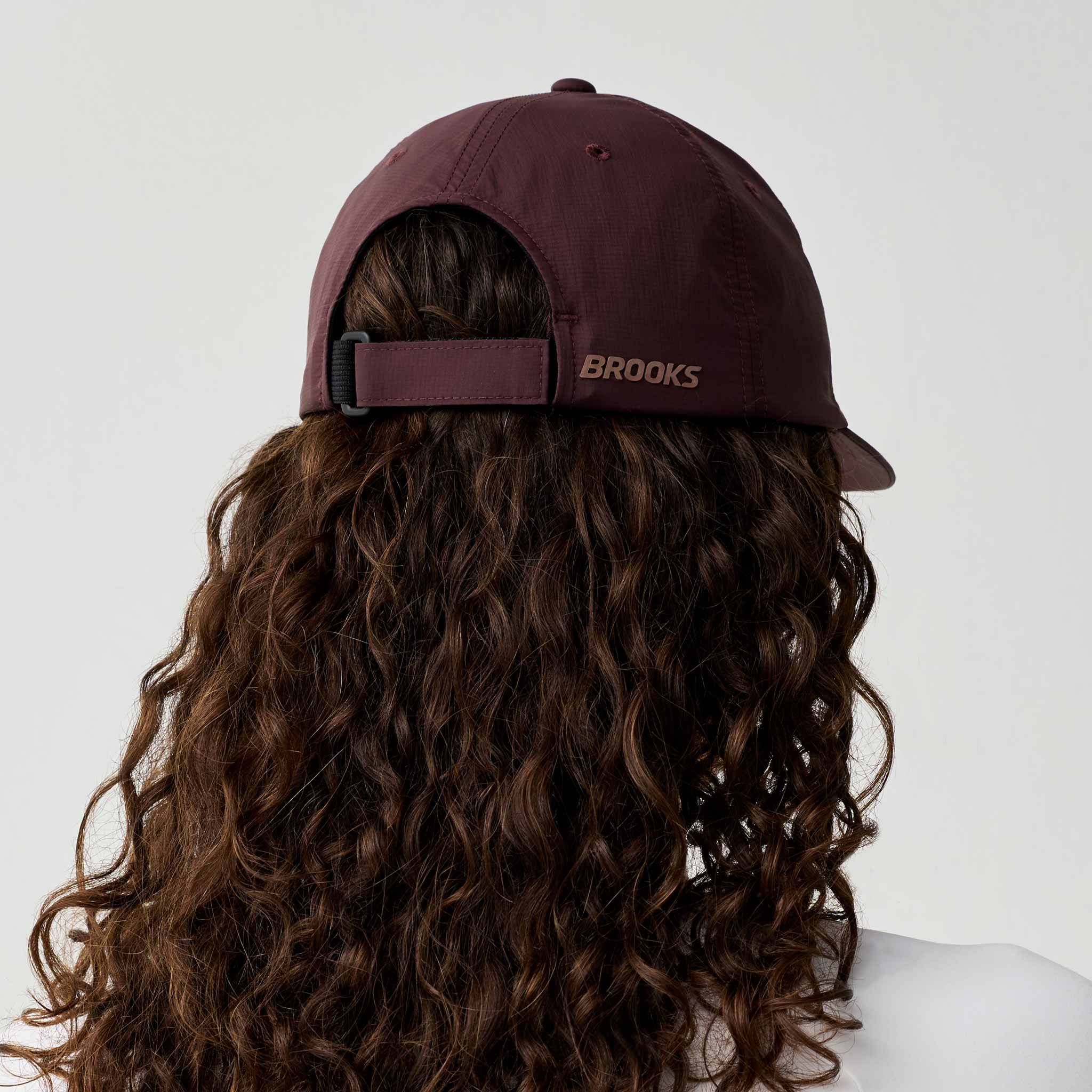 Brooks Movement Tech Hat