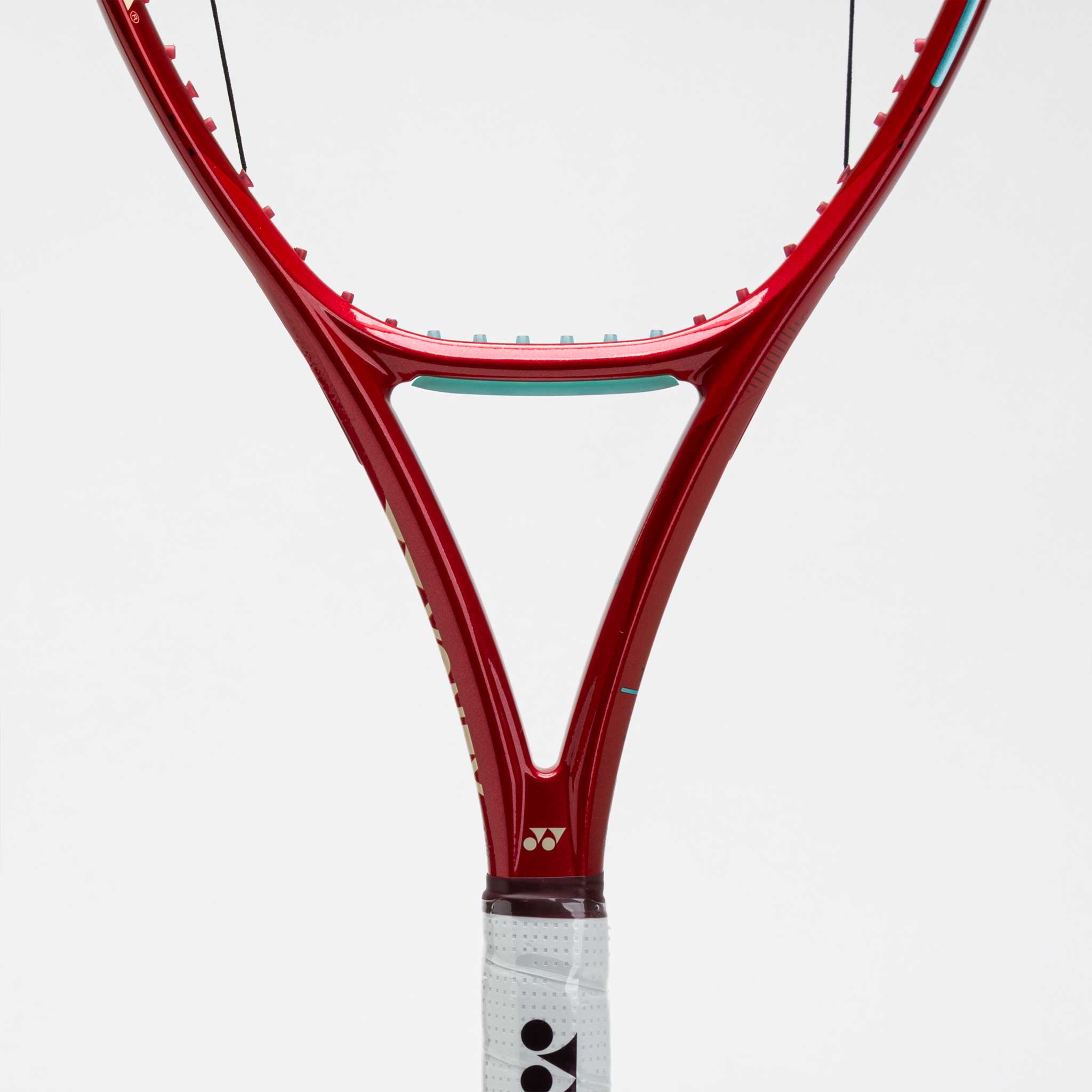 Yonex VCORE 100+ 300g Ruby Red
