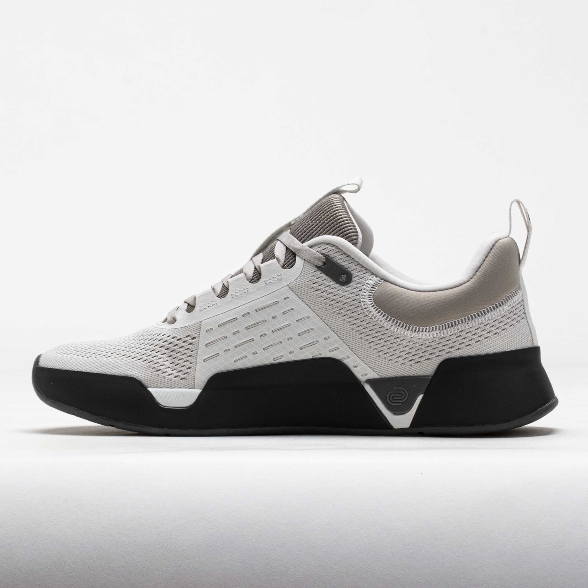 while on Earth Move Trainer Unisex Grey/Shadow