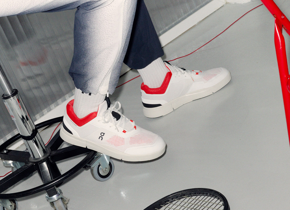 On THE ROGER Spin Shoe