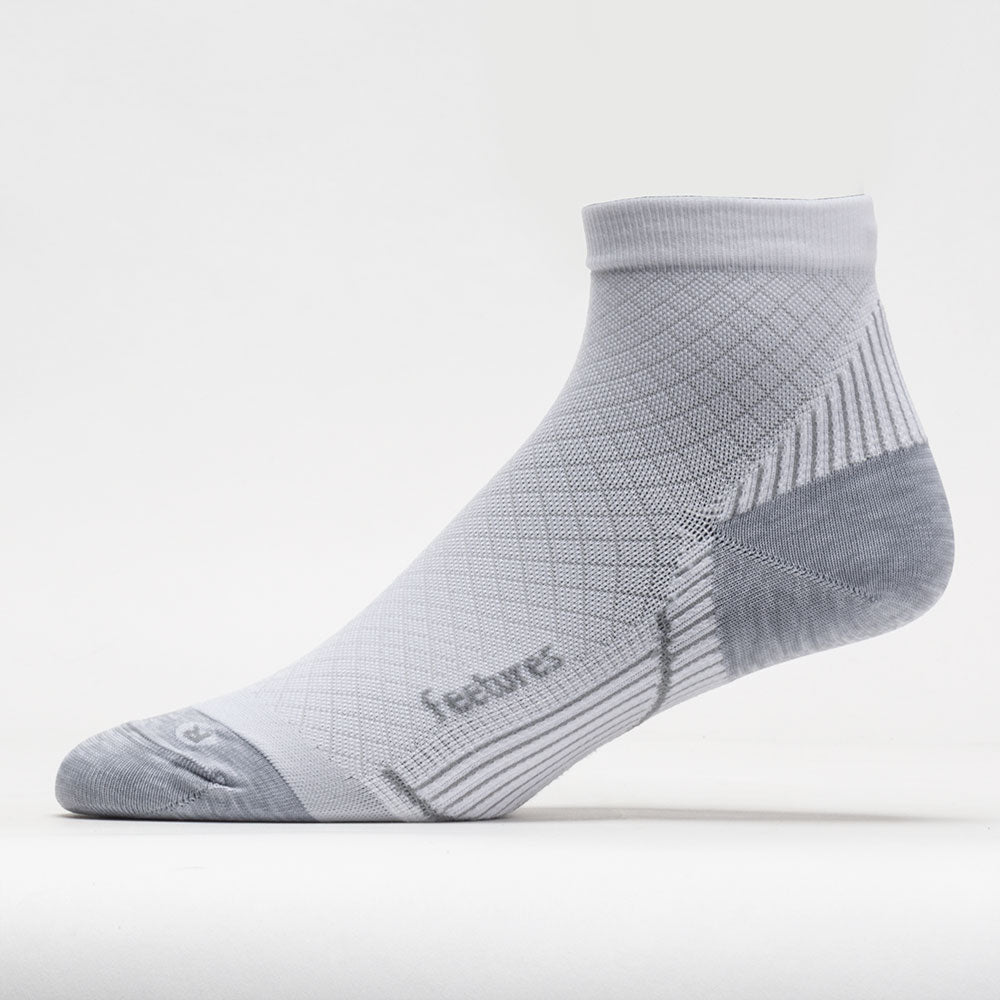 Feetures PF Relief Cushion Quarter Socks Holabird Sports