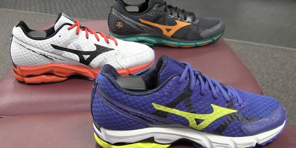Mizuno Wave Rider 17 Release (Video)