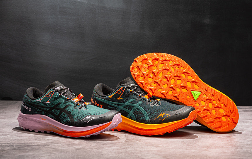 ASICS Fuji Lite 5 Trail Running Shoes