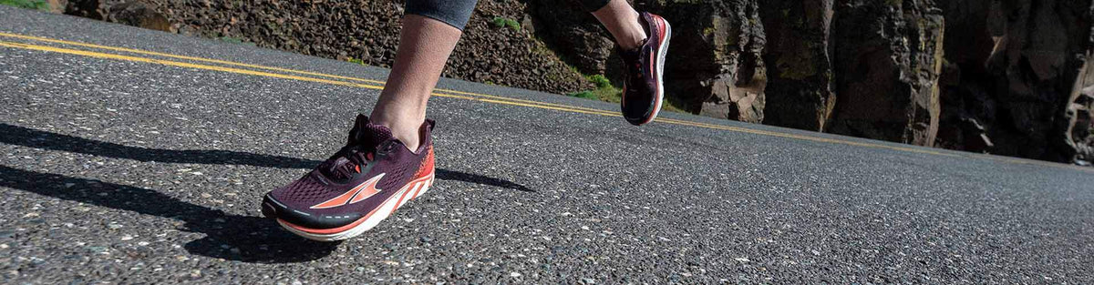 Altra Torin 4 Plush Running Shoes