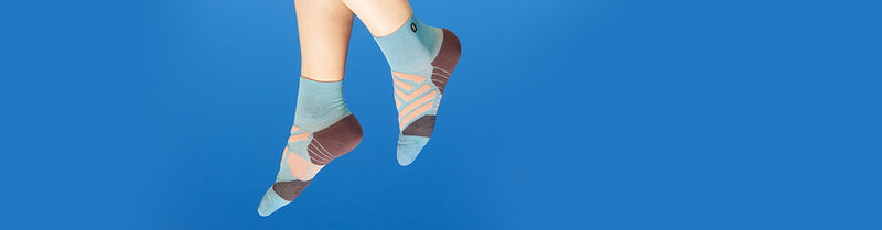 On Running Low and Mid Cut Socks