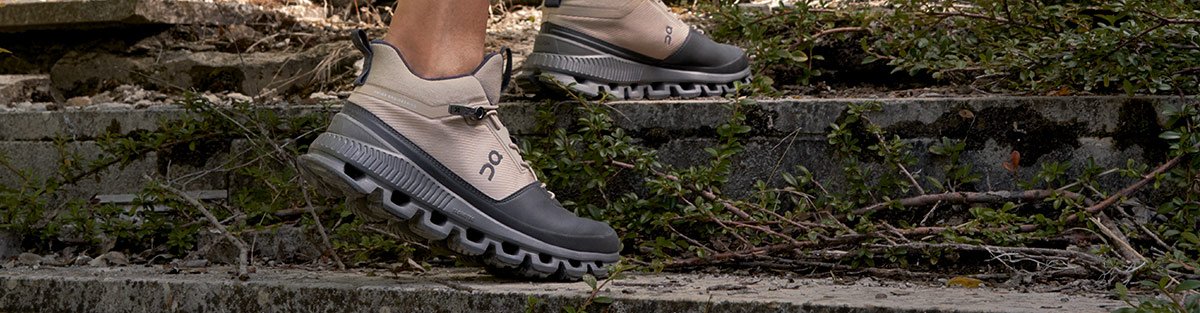 On Women's Walking Shoes