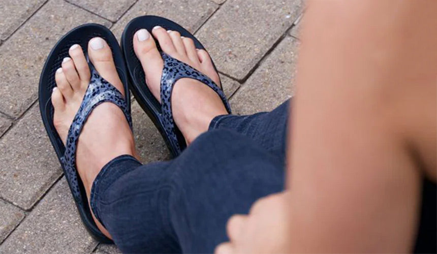 OOFOS Women's Sandals & Slides
