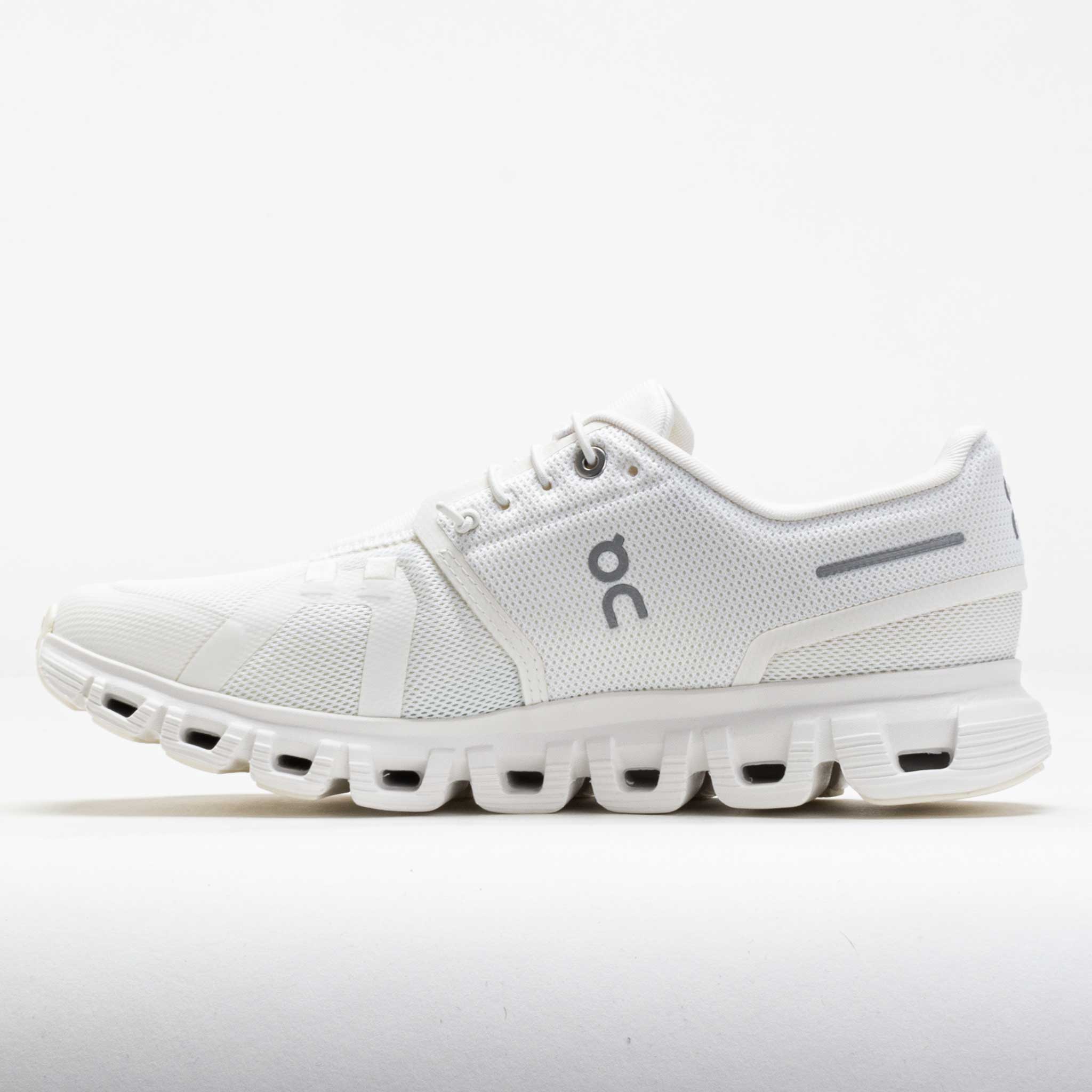 On Cloud 6 Women's White/White