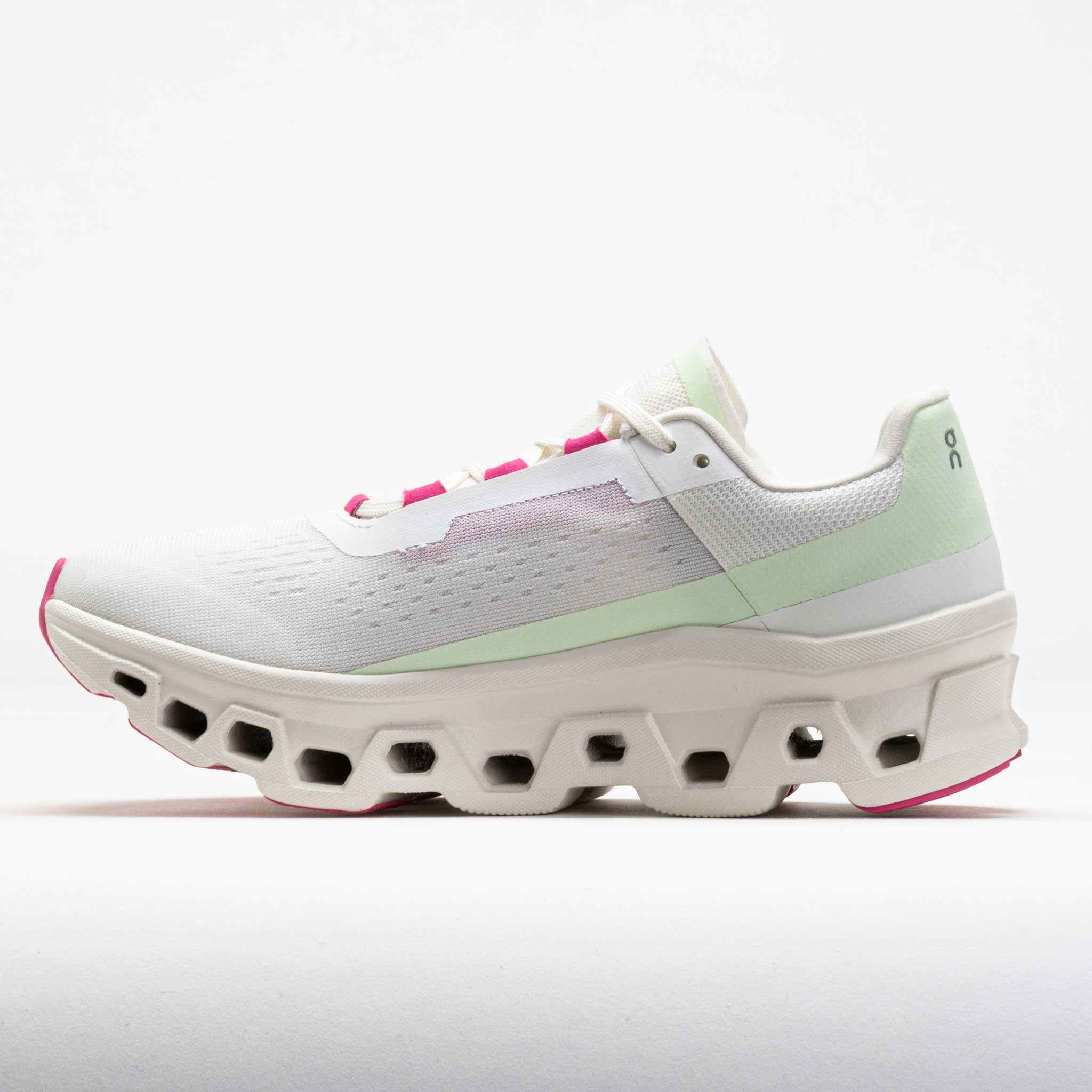 On Cloudmonster – Holabird Sports
