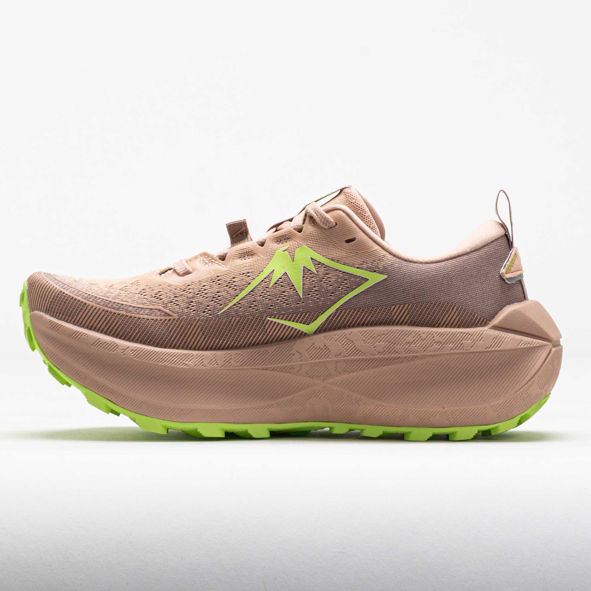 ASICS Trabuco Max 4 Women's Pale Apricot/Cream – Holabird Sports