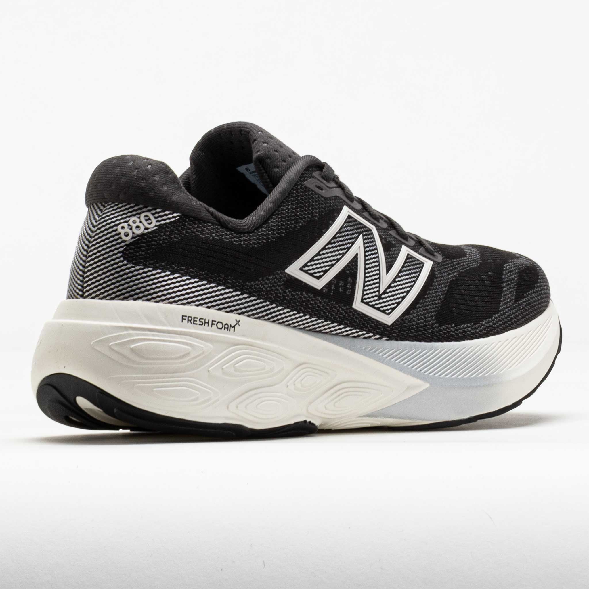 New Balance Fresh Foam X 880v15 Women's Black Cement/Sea Salt/Silver