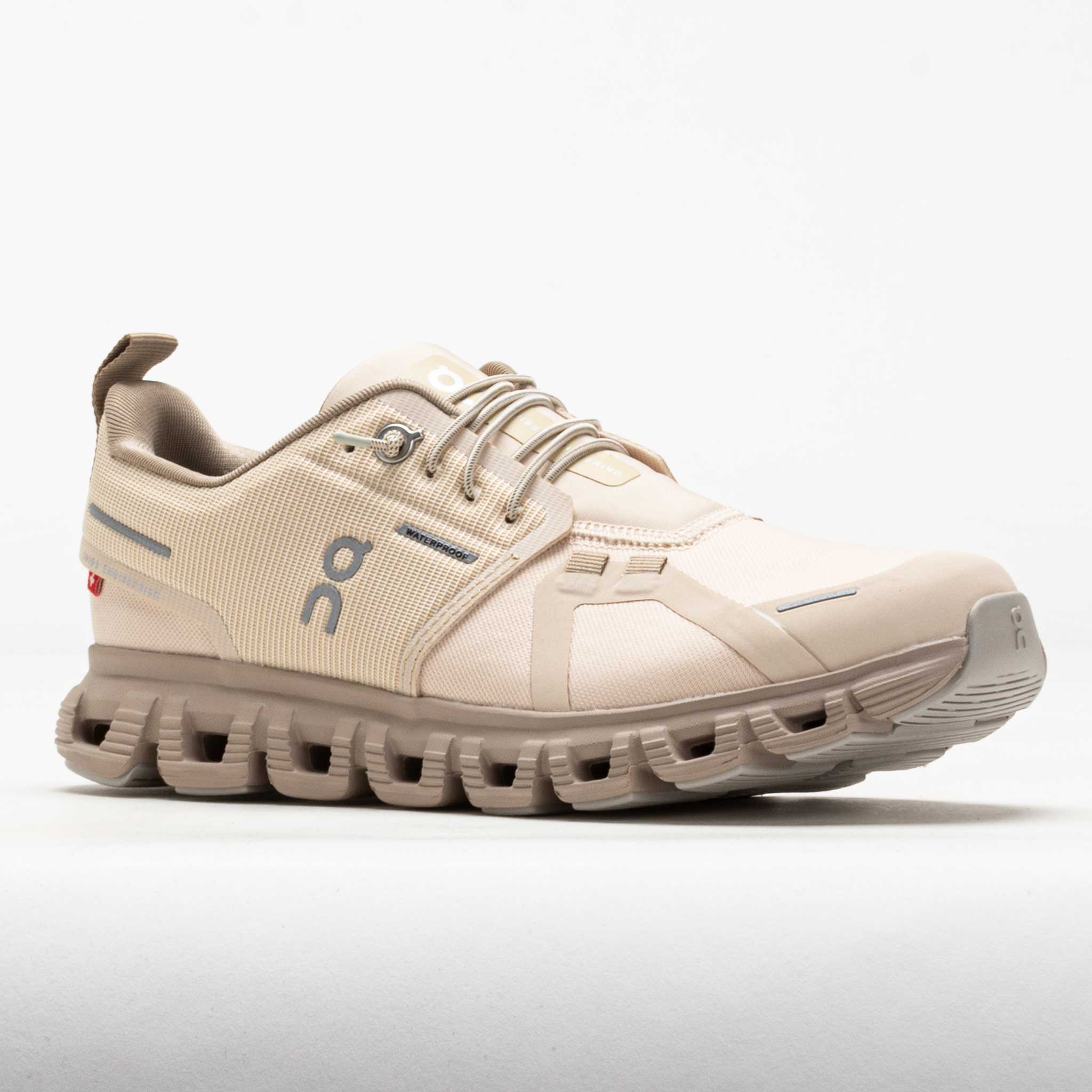 On Cloud 6 Waterproof Women's Sand/Desert – Holabird Sports