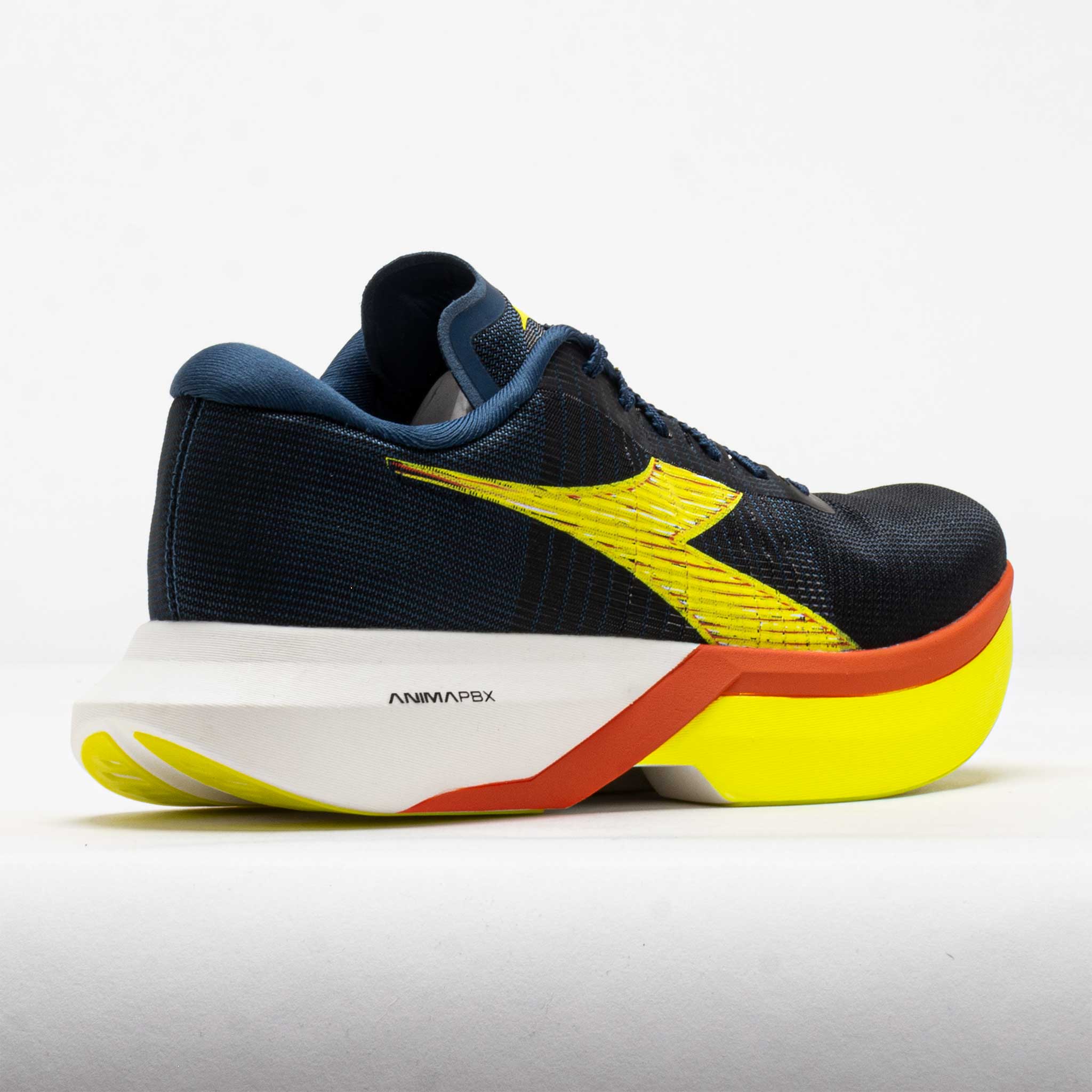 Diadora Gara Carbon 3 Unisex White Lily/Wax Yellow