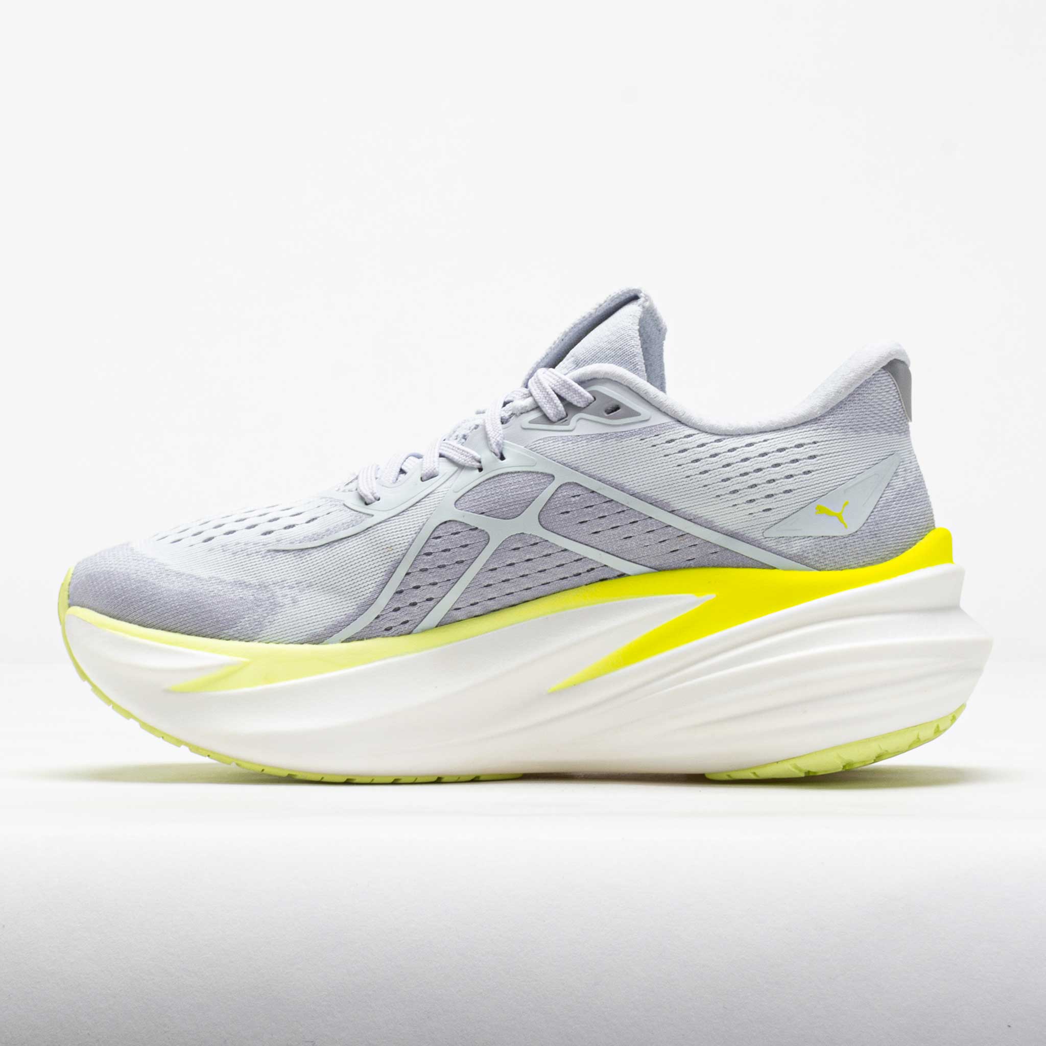 Puma MagMax NITRO 2 Women's Silver Mist/Apple Spritz – Holabird Sports