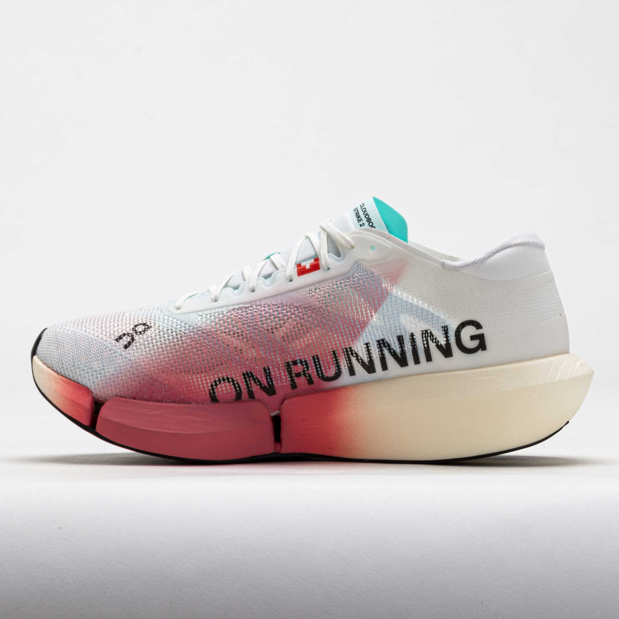 On Cloudboom Strike 2 Unisex White/Camellia