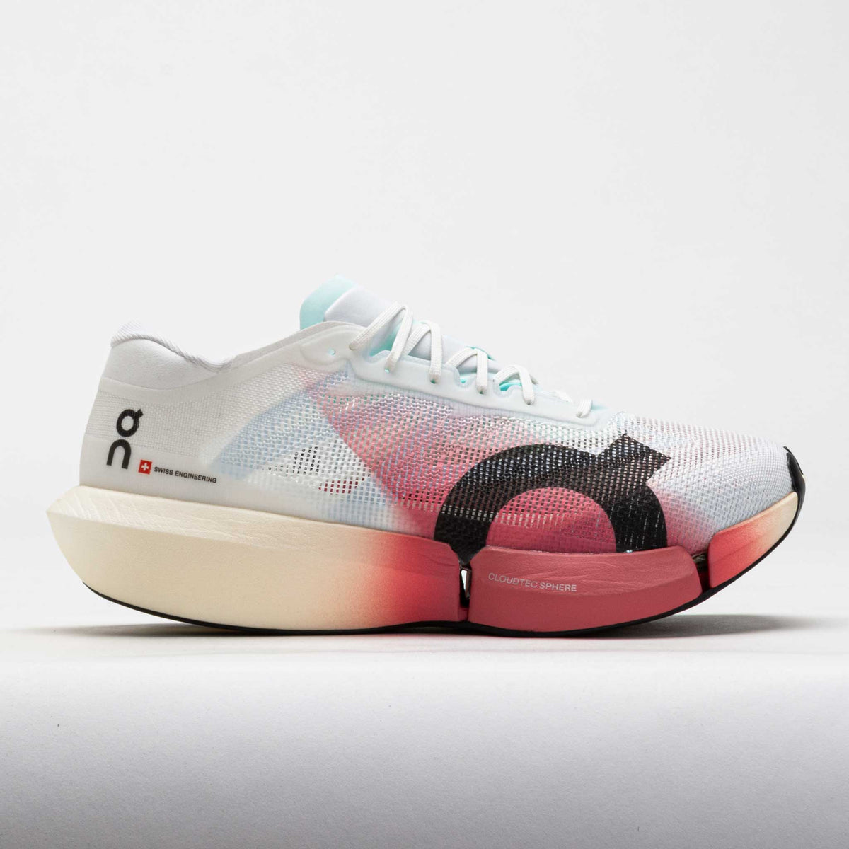 On Cloudboom Strike 2 Unisex White/Camellia