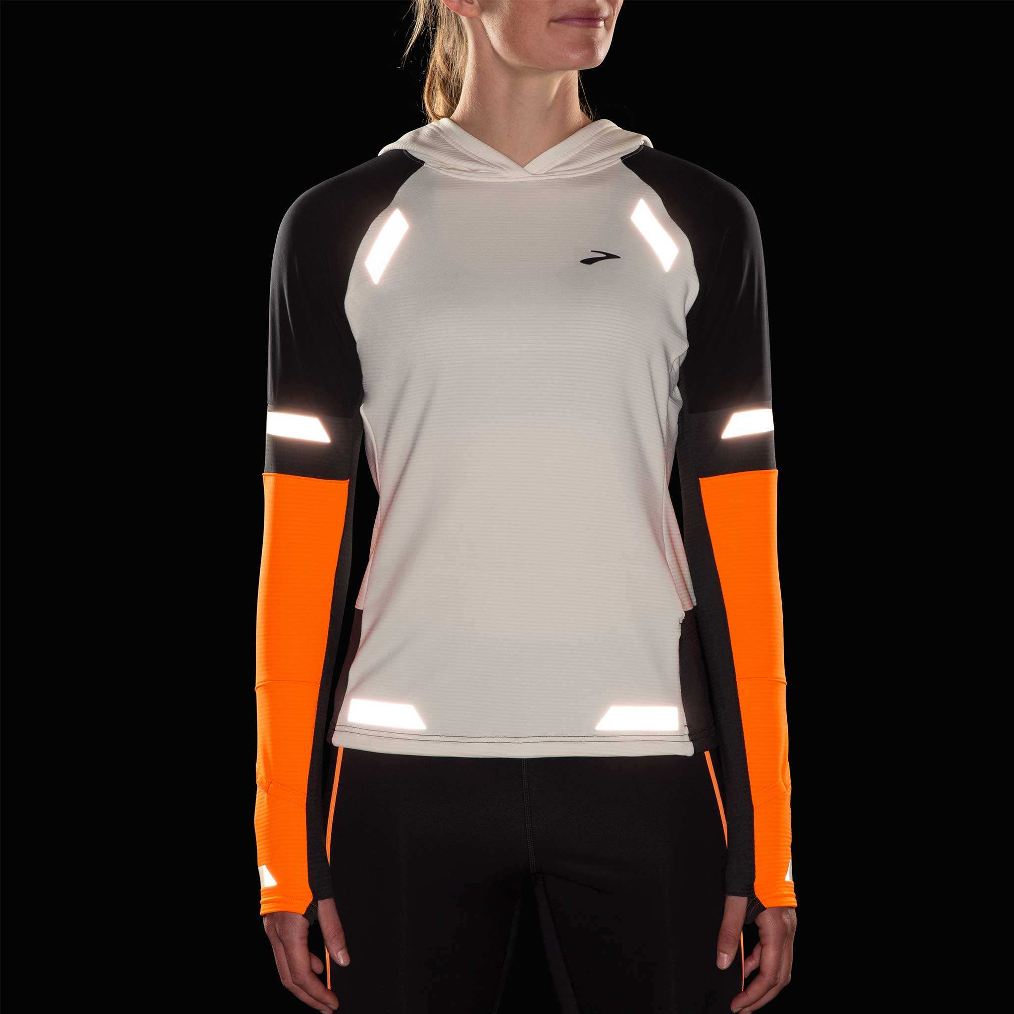 Brooks Run Visible Notch Thermal Hoodie 2.0 Women's