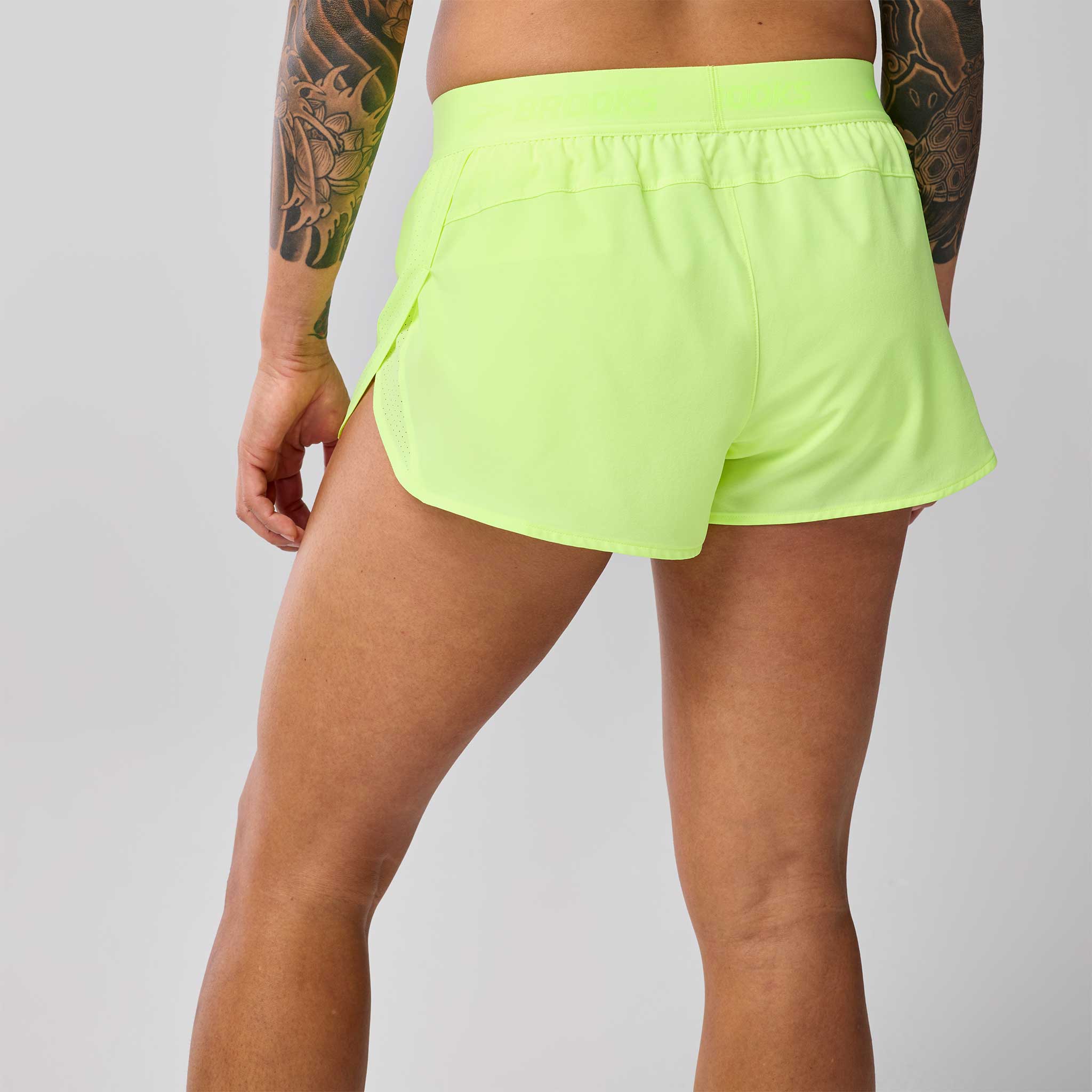 Brooks Breakaway 2.5" Short Women's