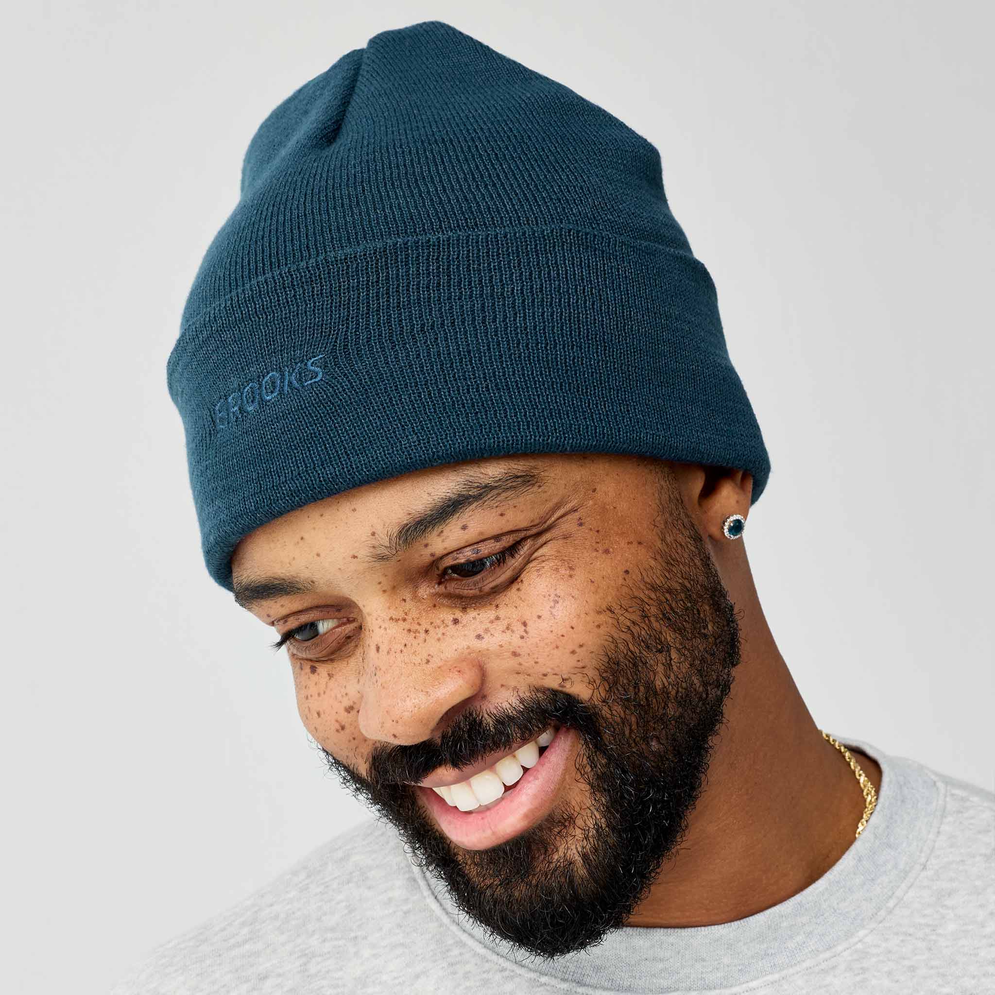 Brooks Reset Beanie
