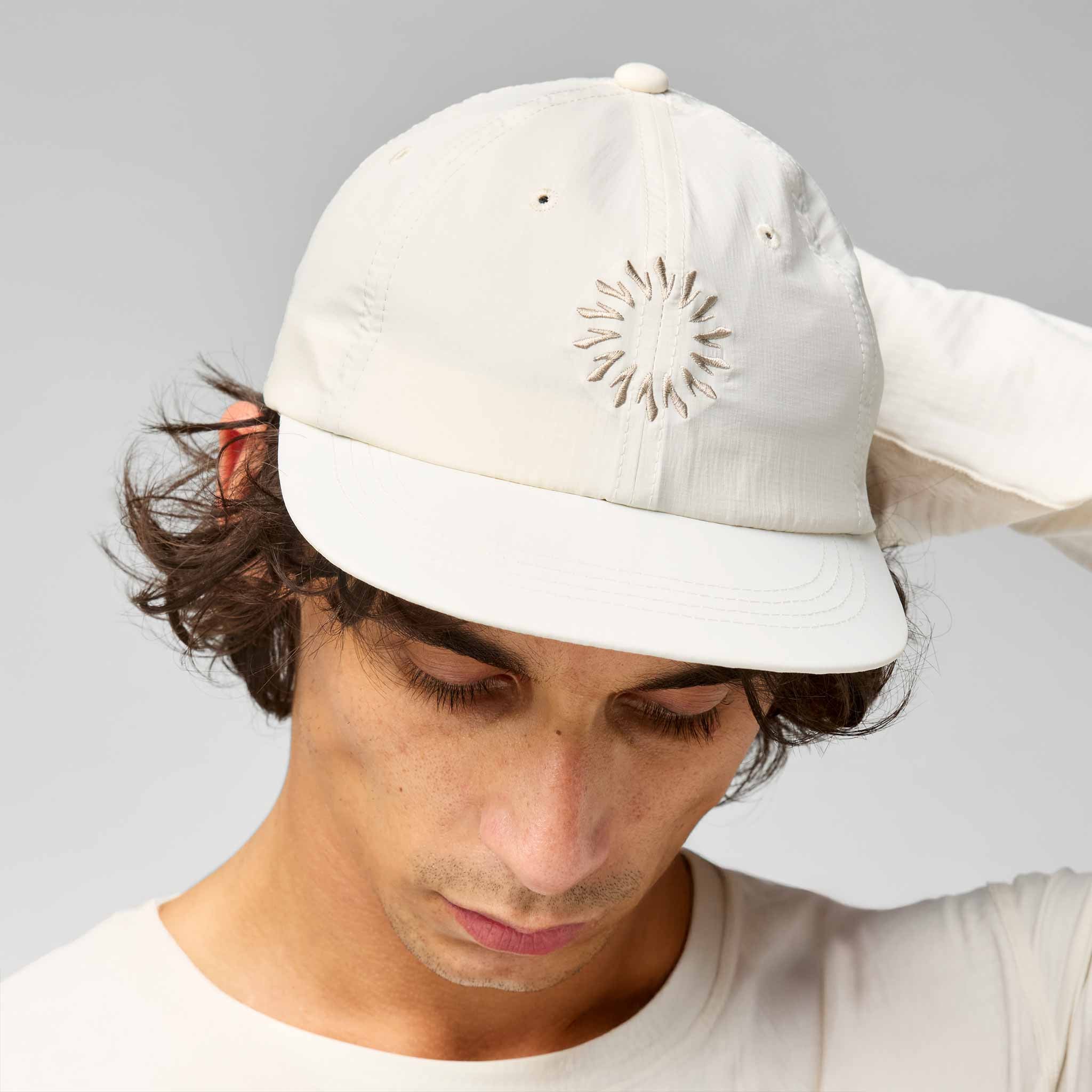 Brooks Movement Tech Hat