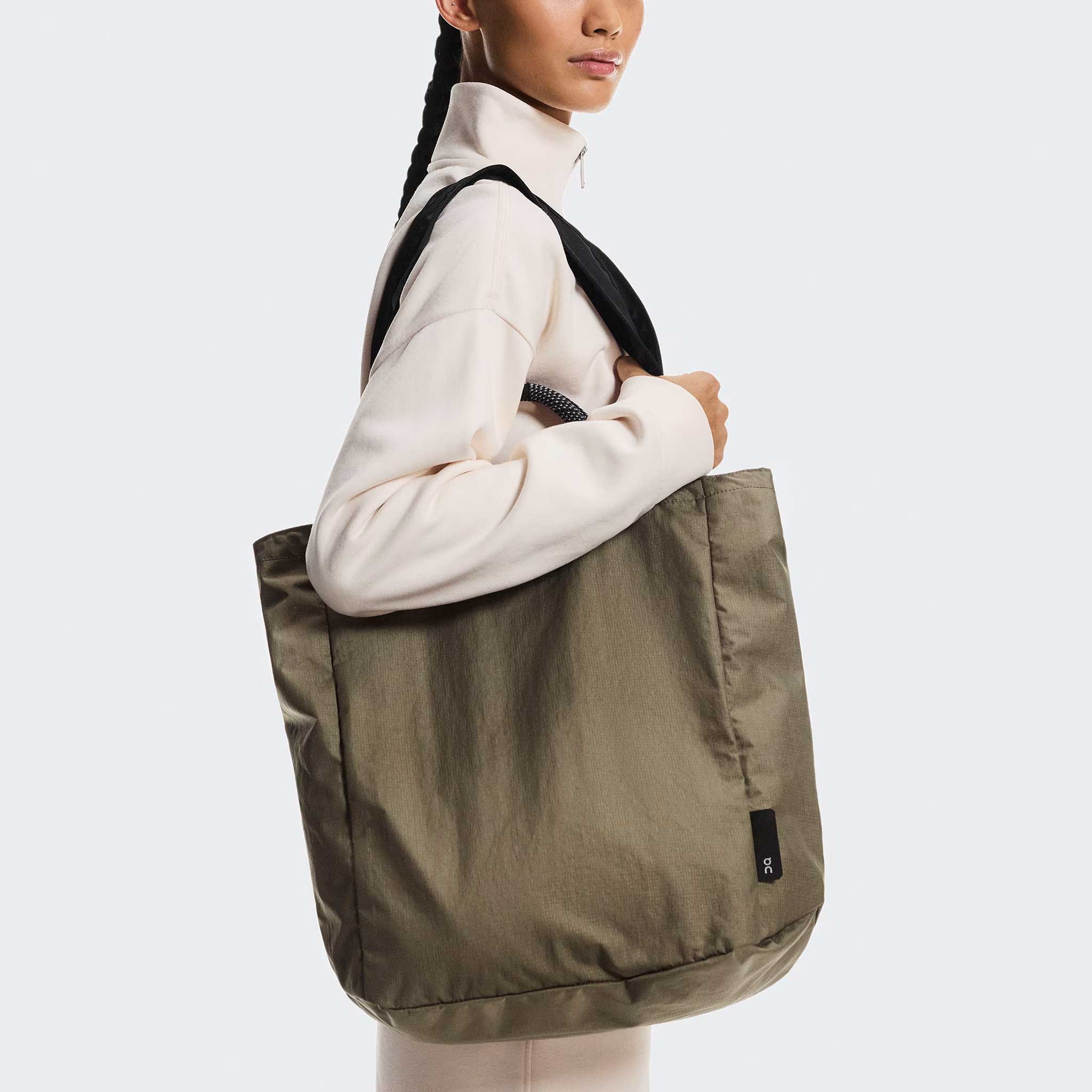 On Tote Pack 25L