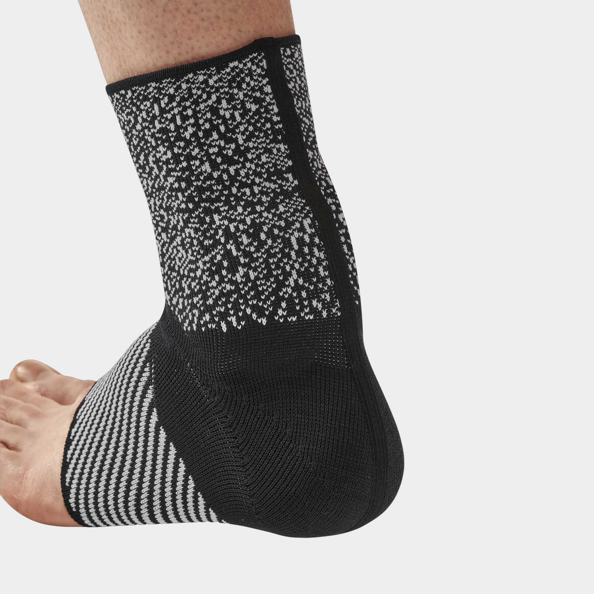 CEP Max Support Achilles Sleeve