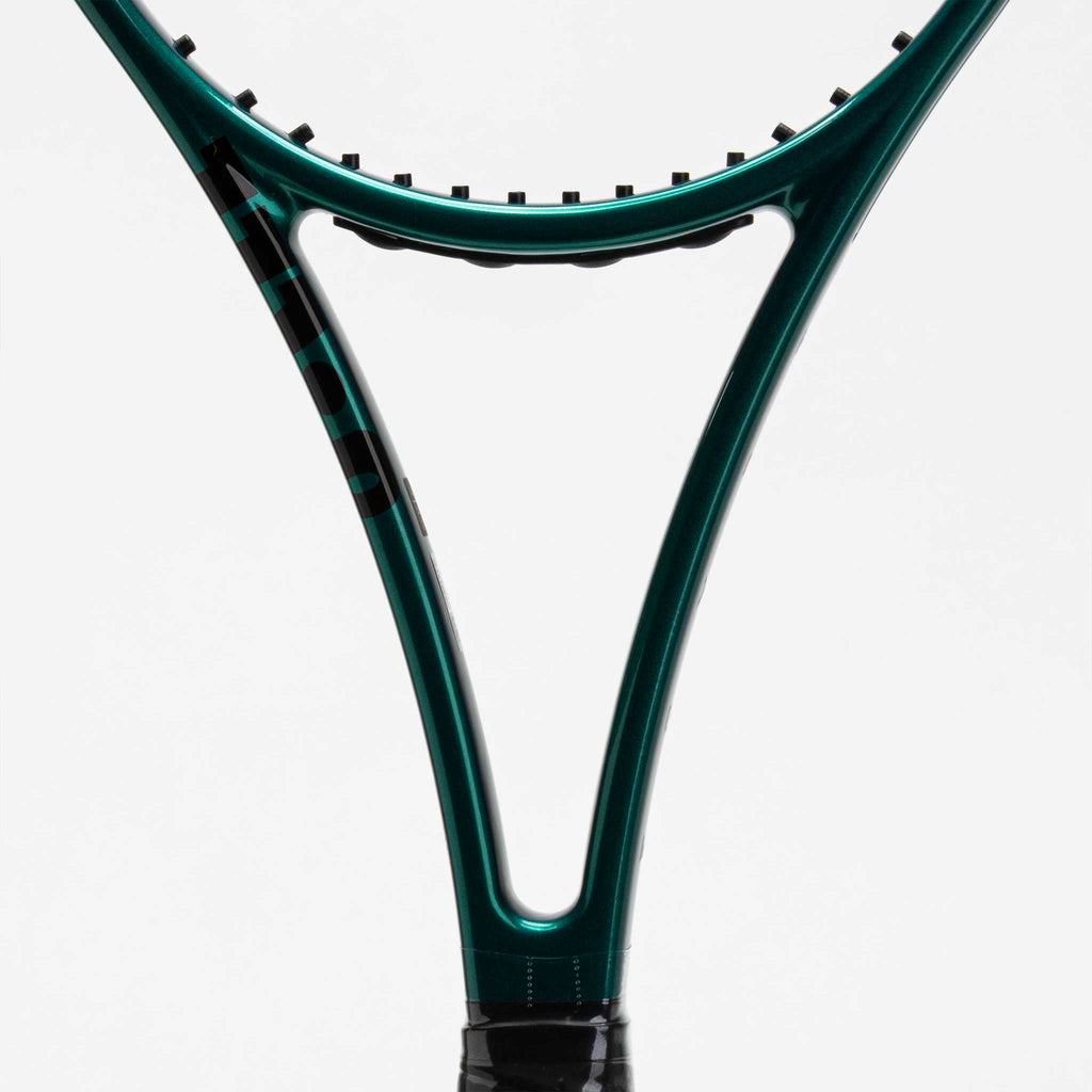 Wilson Blade Pro 98 18x20 v9 – Holabird Sports