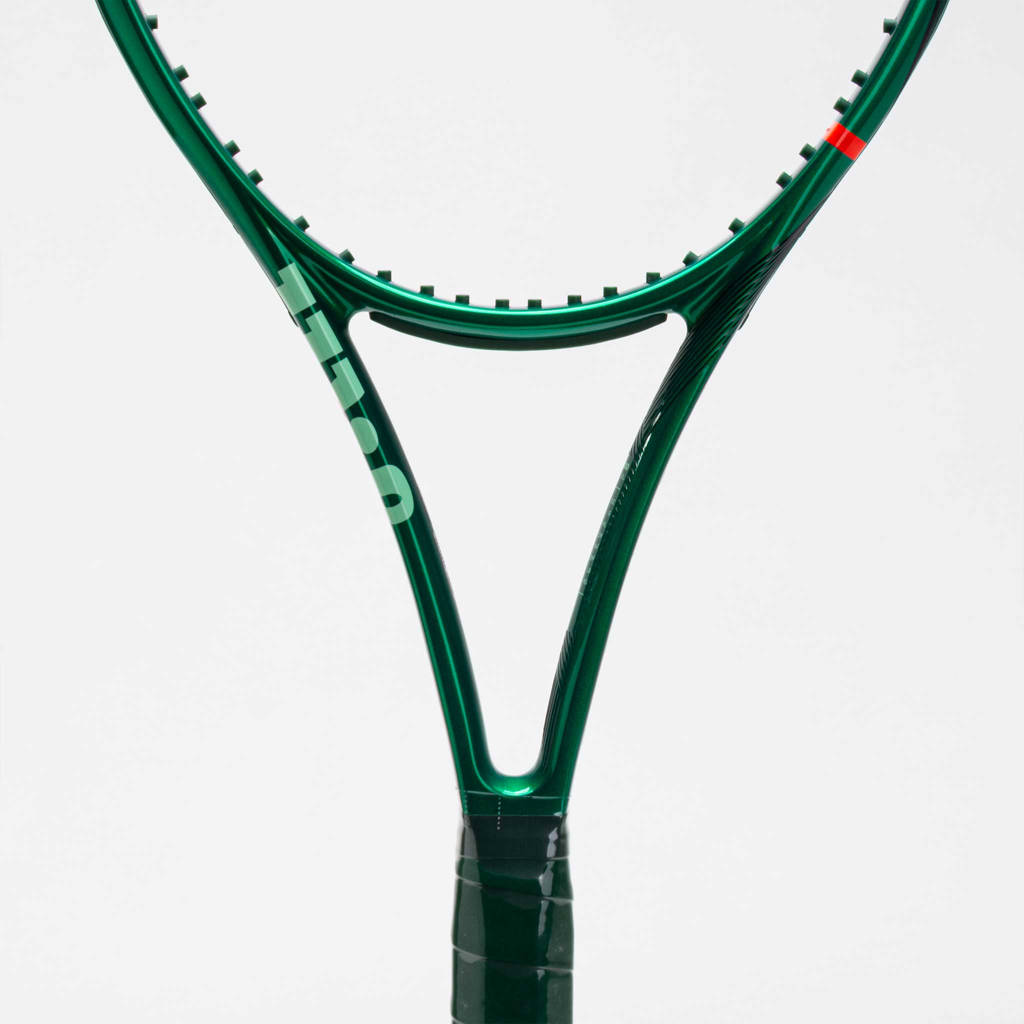 Wilson Blade 100UL v10 – Holabird Sports