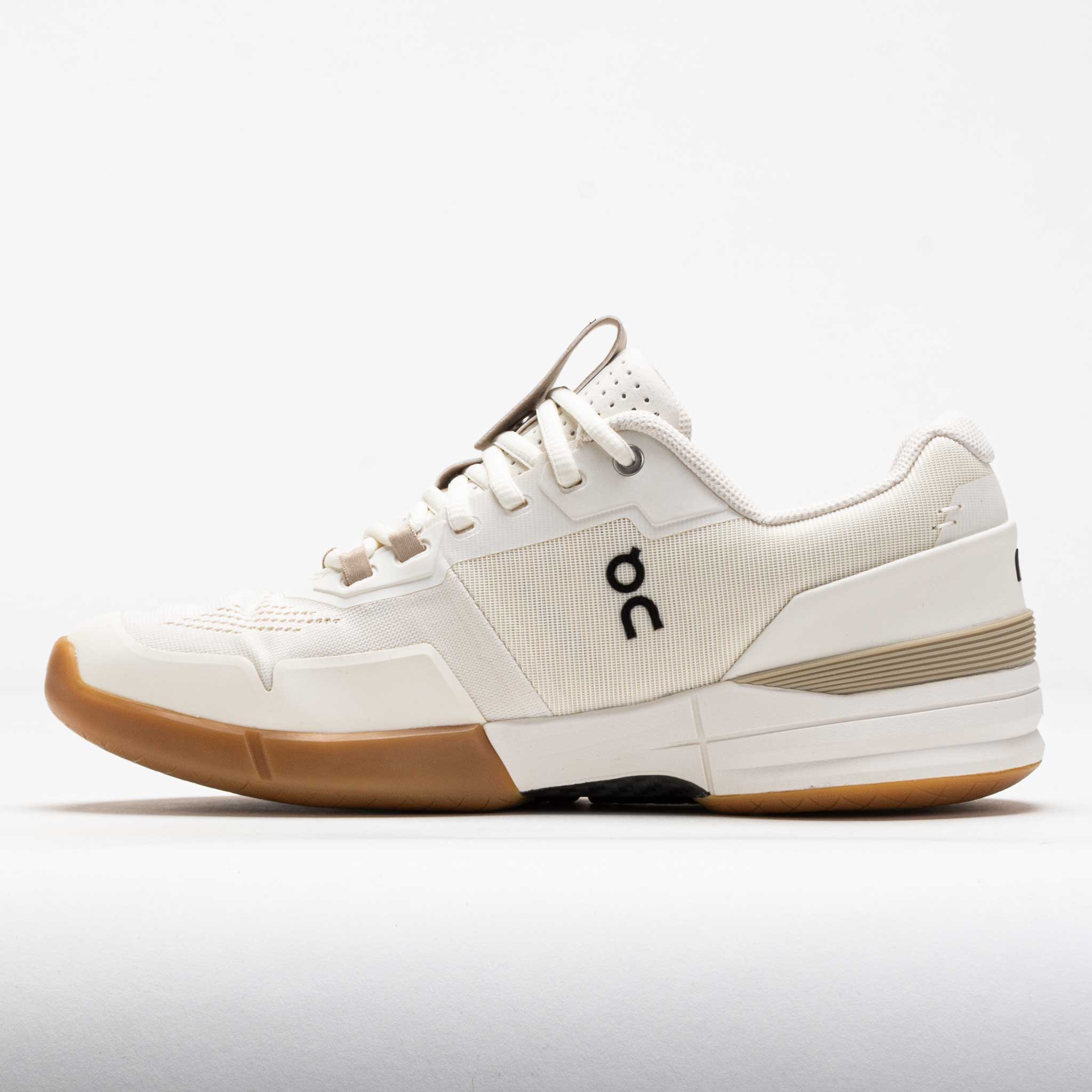 On The Roger Pro Men's Ivory/Ivory – Holabird Sports