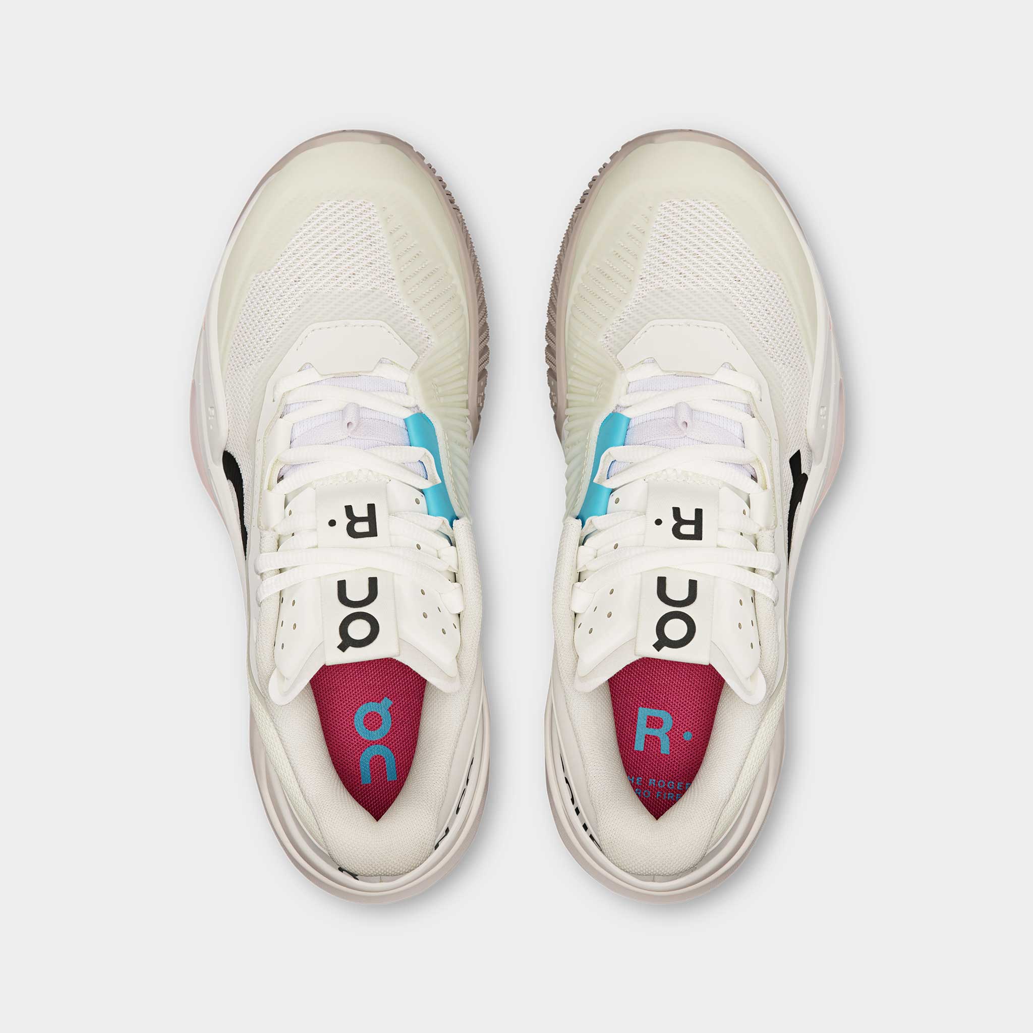 On The Roger Pro Fire Women's White/Pink