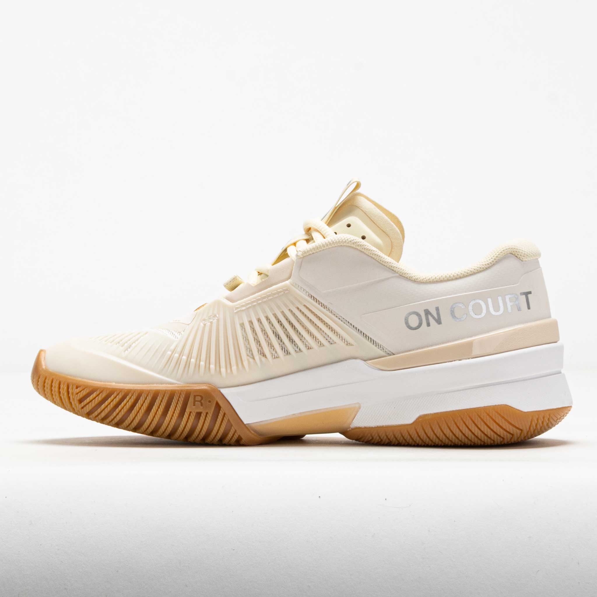 On The Roger Pro Fire Women's Ivory/Sand – Holabird Sports