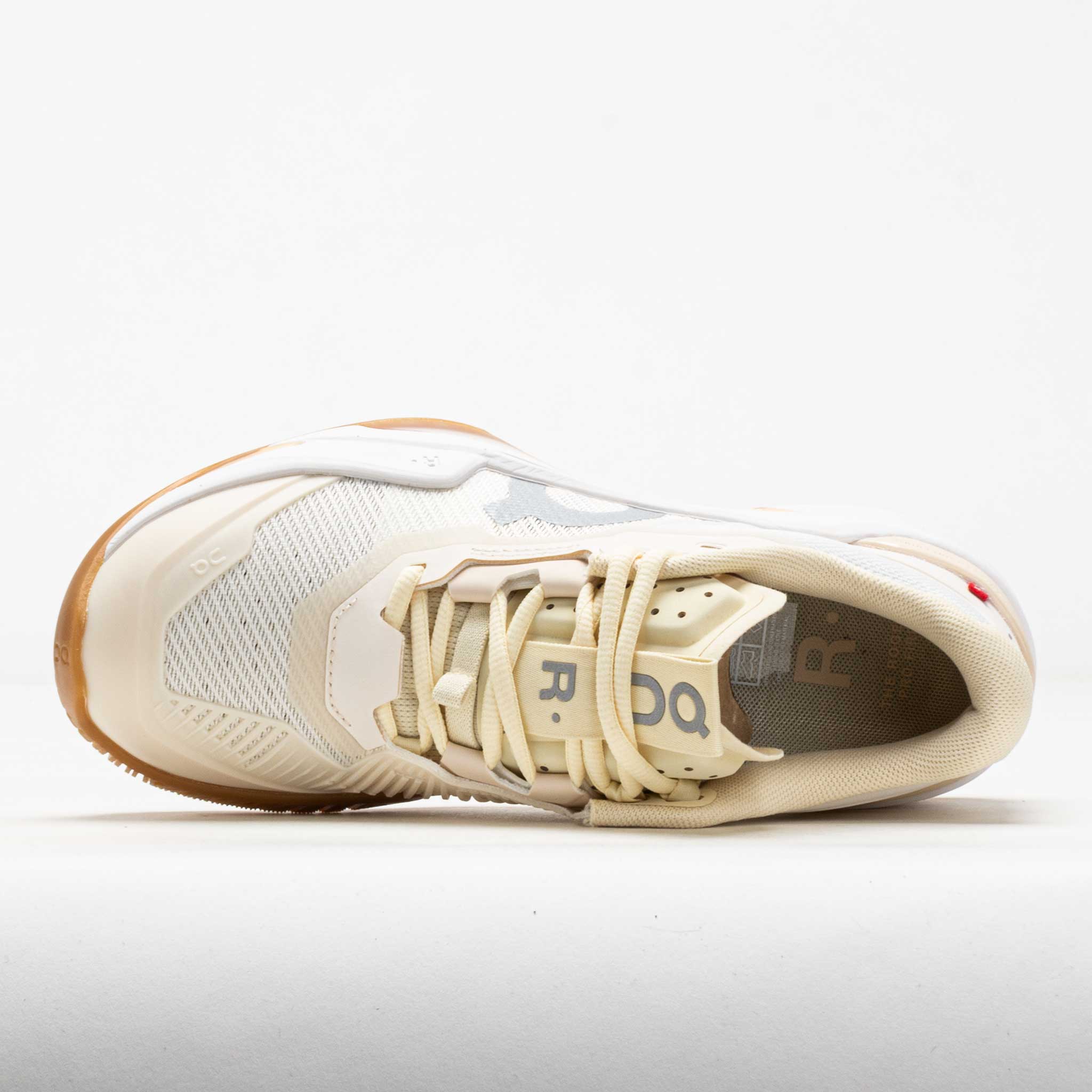 On The Roger Pro Fire Women's Ivory/Sand – Holabird Sports