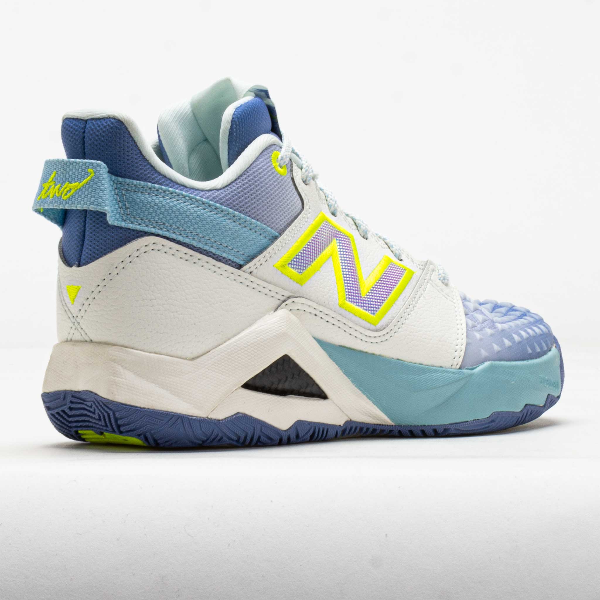 New Balance Coco CG2 Mid Women's Sea Salt/Glint Blue – Holabird Sports