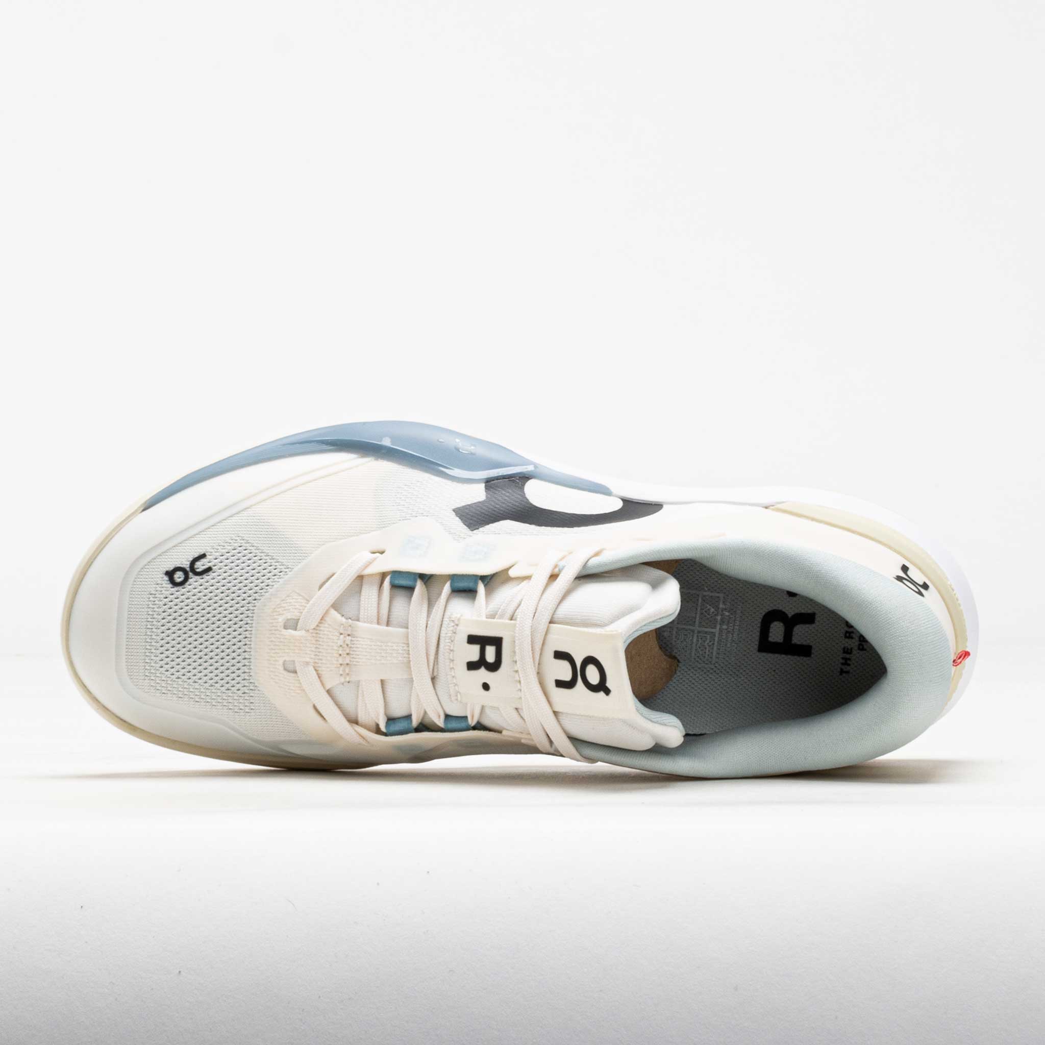 On The Roger Pro 3 Women's Ivory/Wash – Holabird Sports