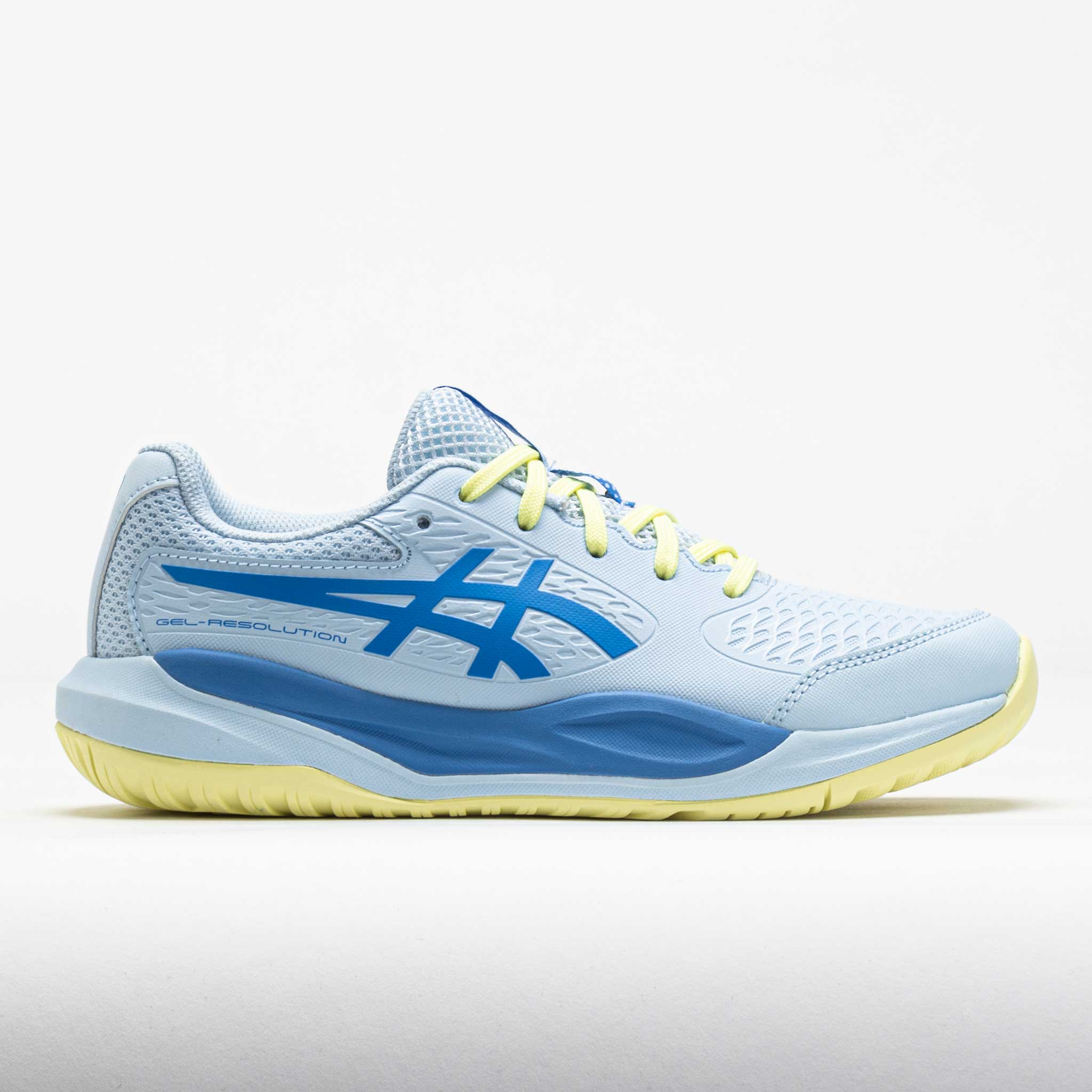 Junior sport shoes shop
