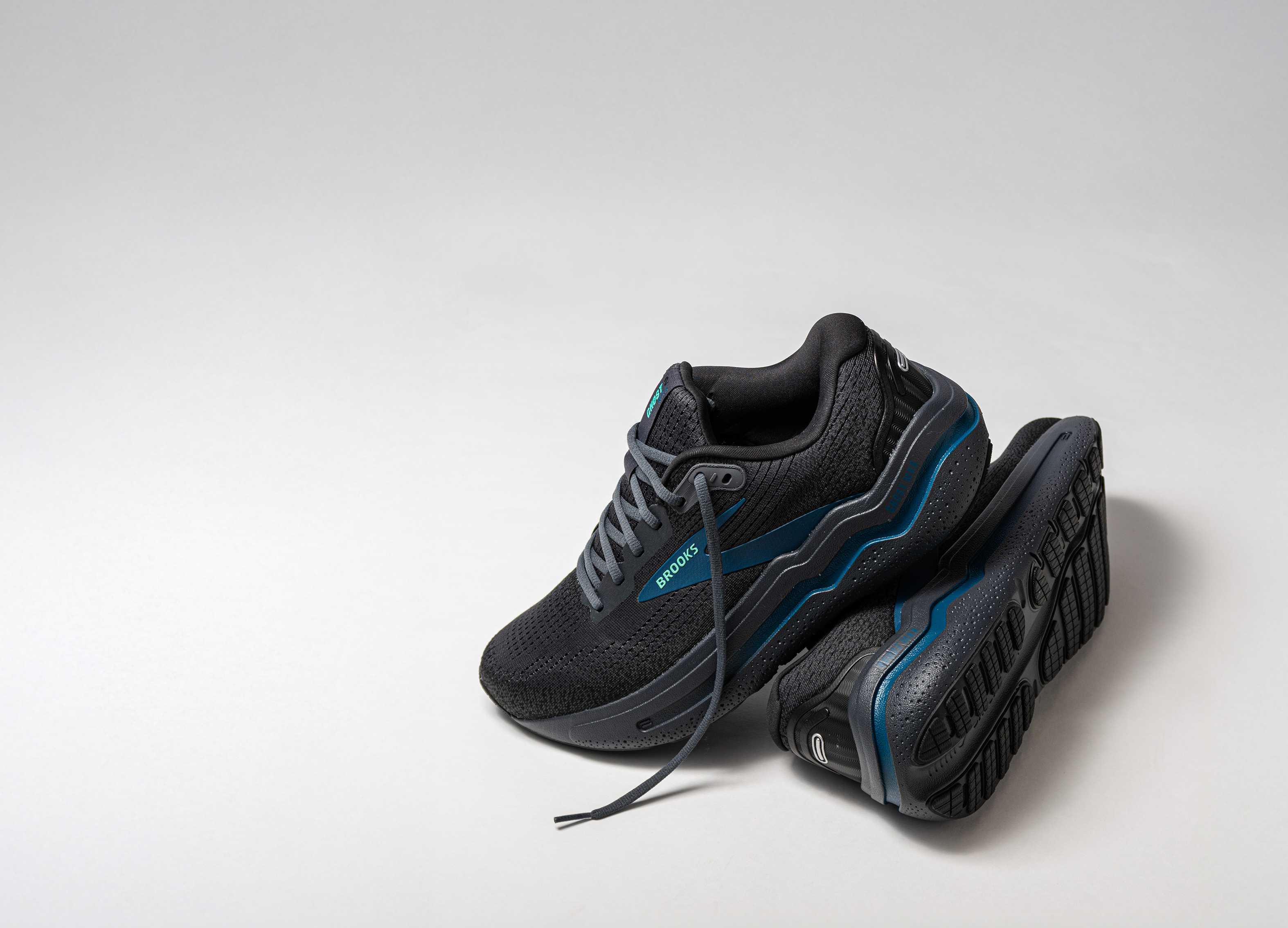 brooks discounts for healthcare workers