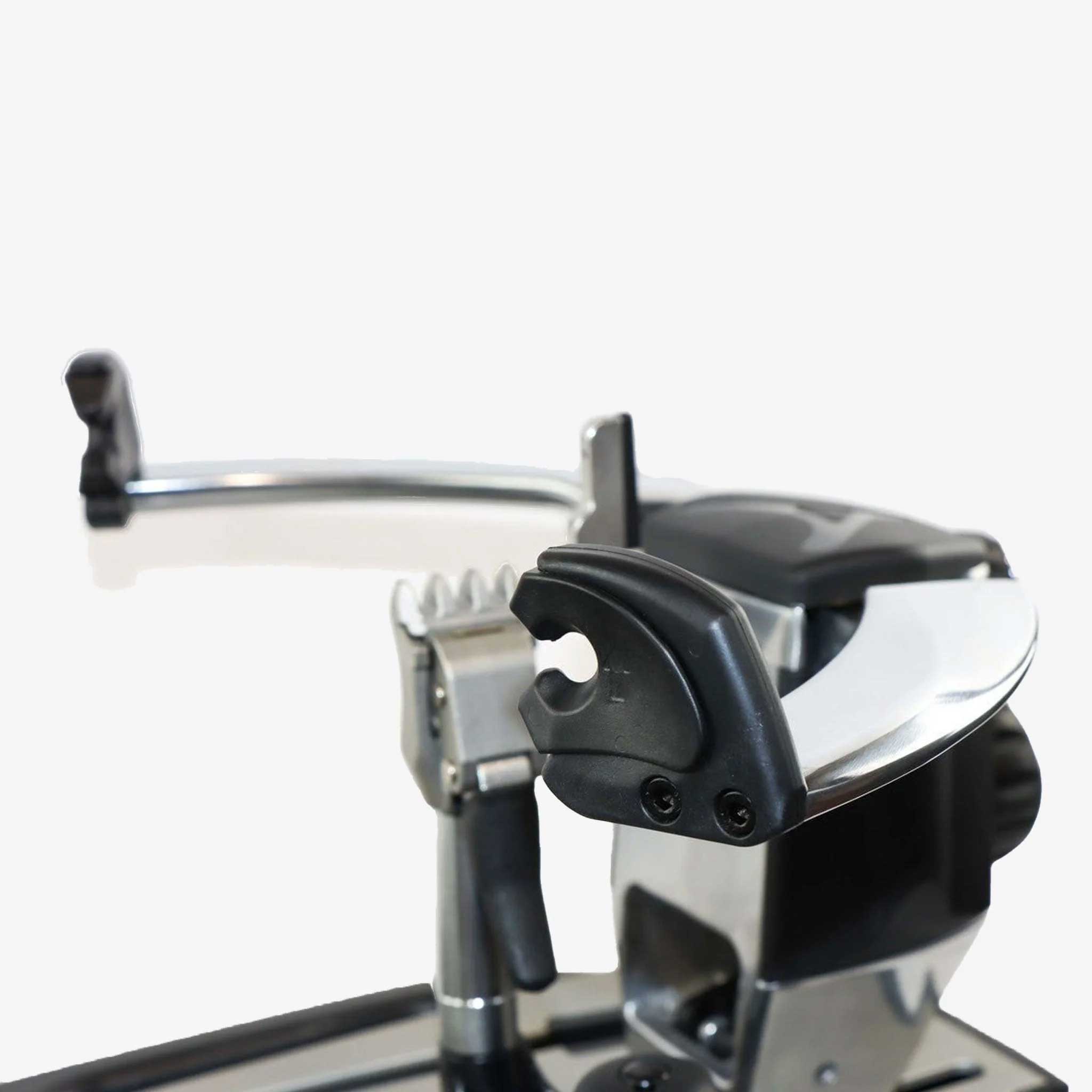 Gamma 9900 SC 6-PT Stringing Machine
