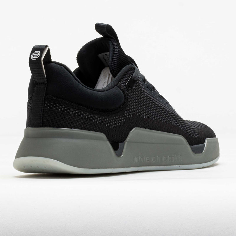 while on earth Move Trainer Unisex
