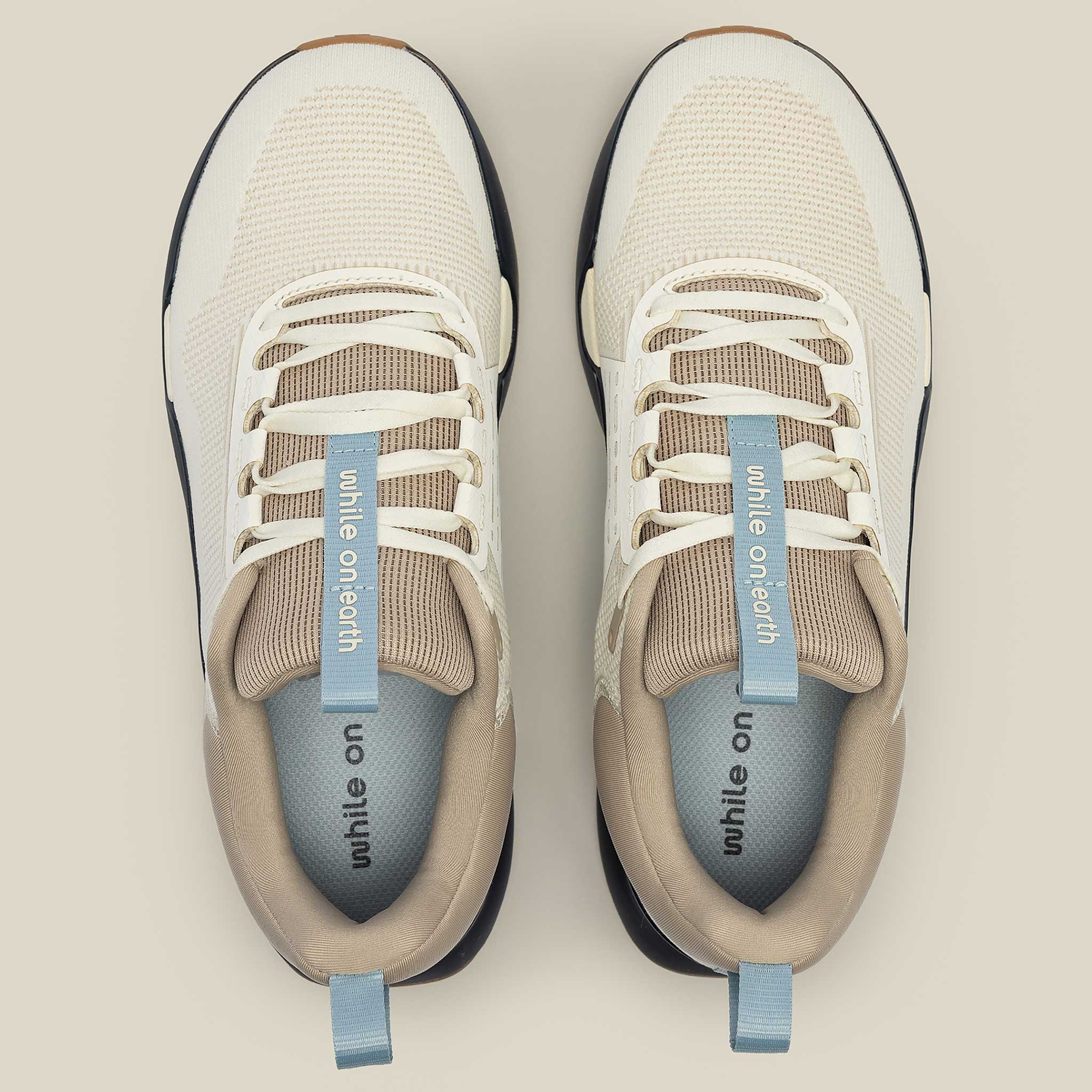 while on earth Move Trainer Unisex
