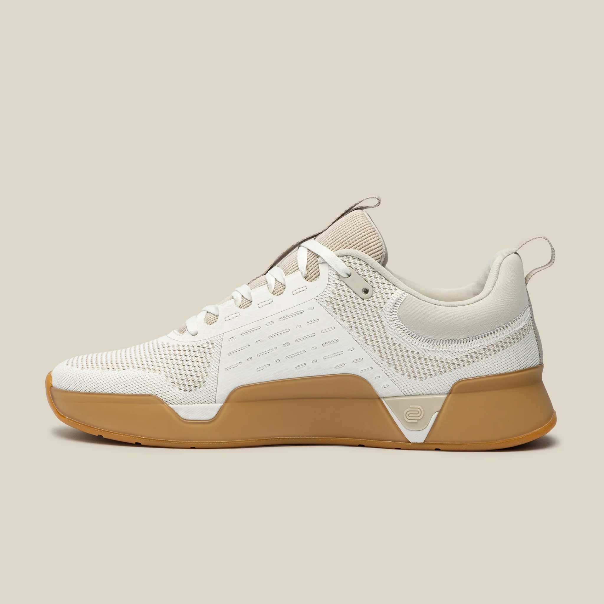 while on earth Move Trainer Unisex Sand/Gum