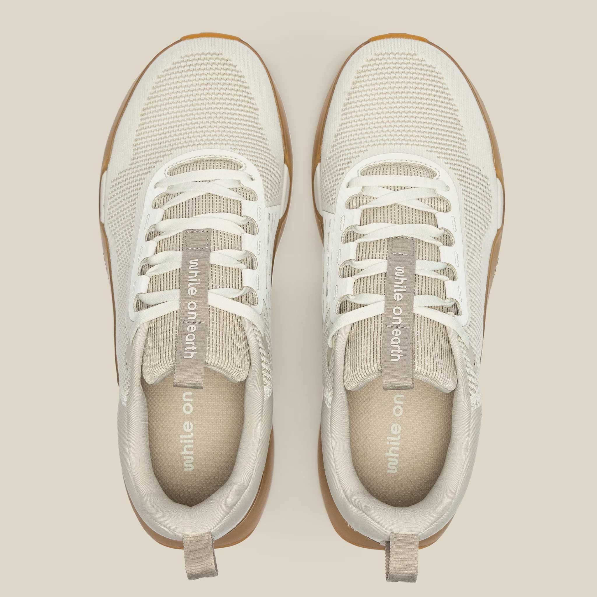 while on earth Move Trainer Unisex Sand/Gum