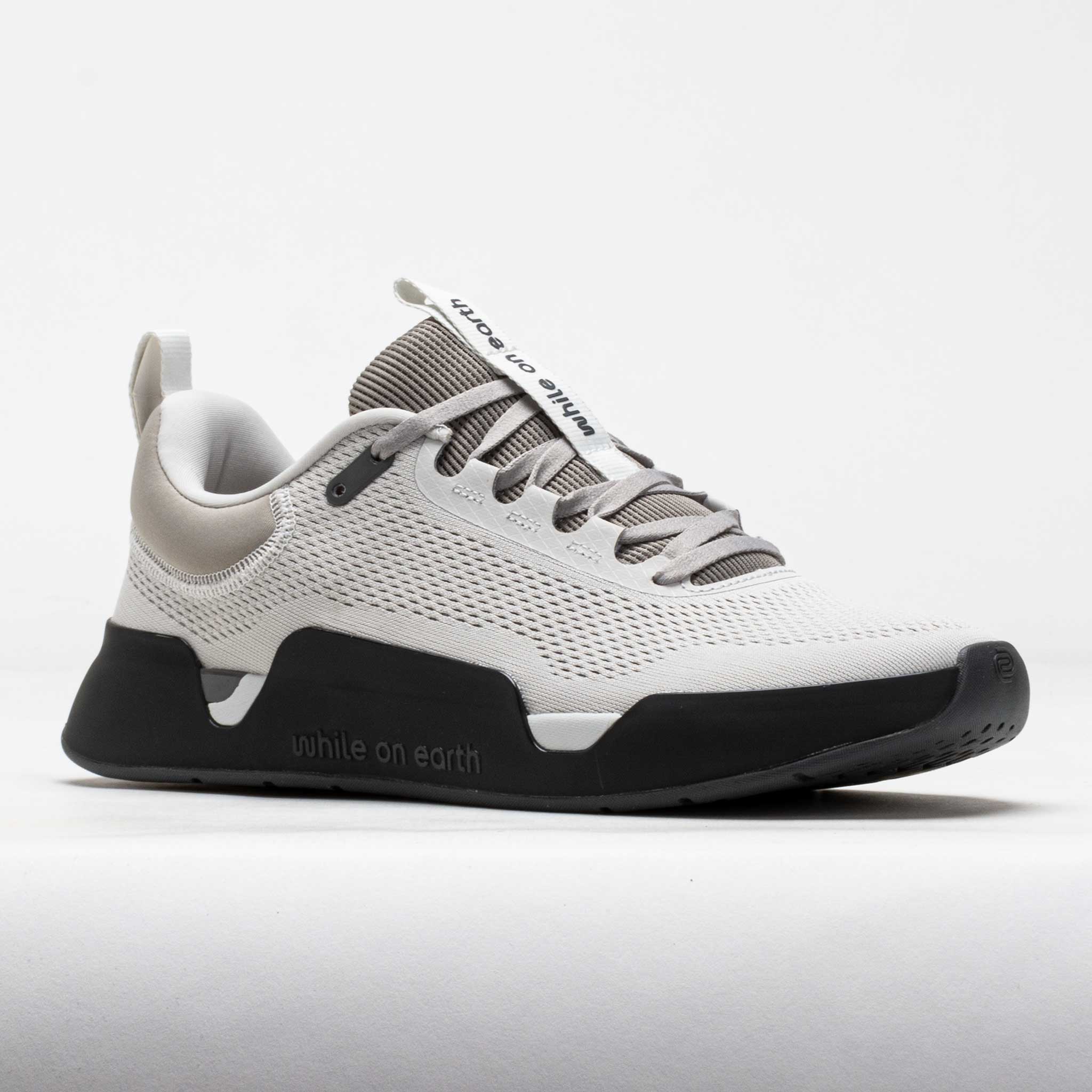 while on Earth Move Trainer Unisex Grey/Shadow